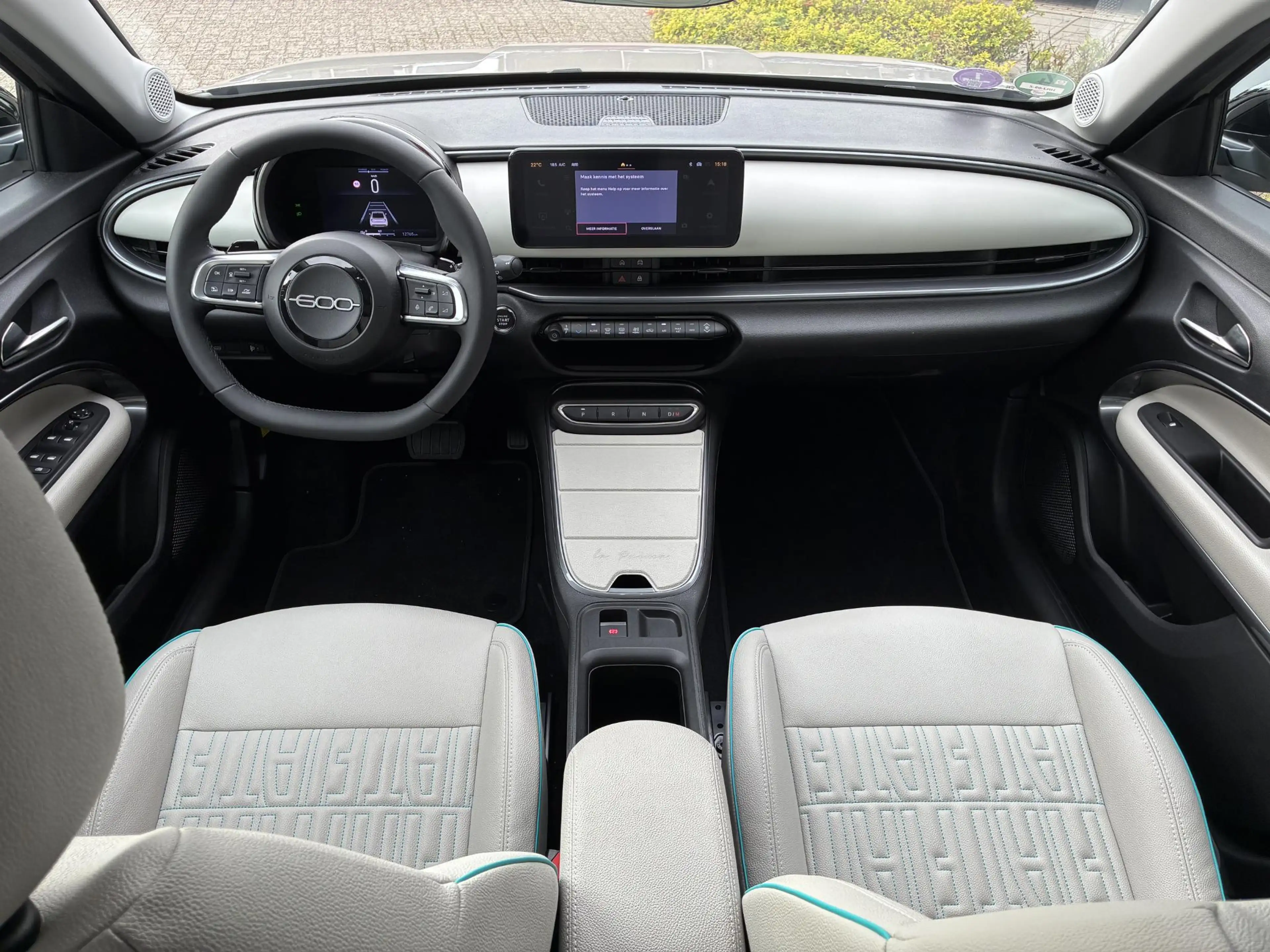 Fiat 600 110PK Hybrid La Prima | Clima | stoel massage | vo — photo 3