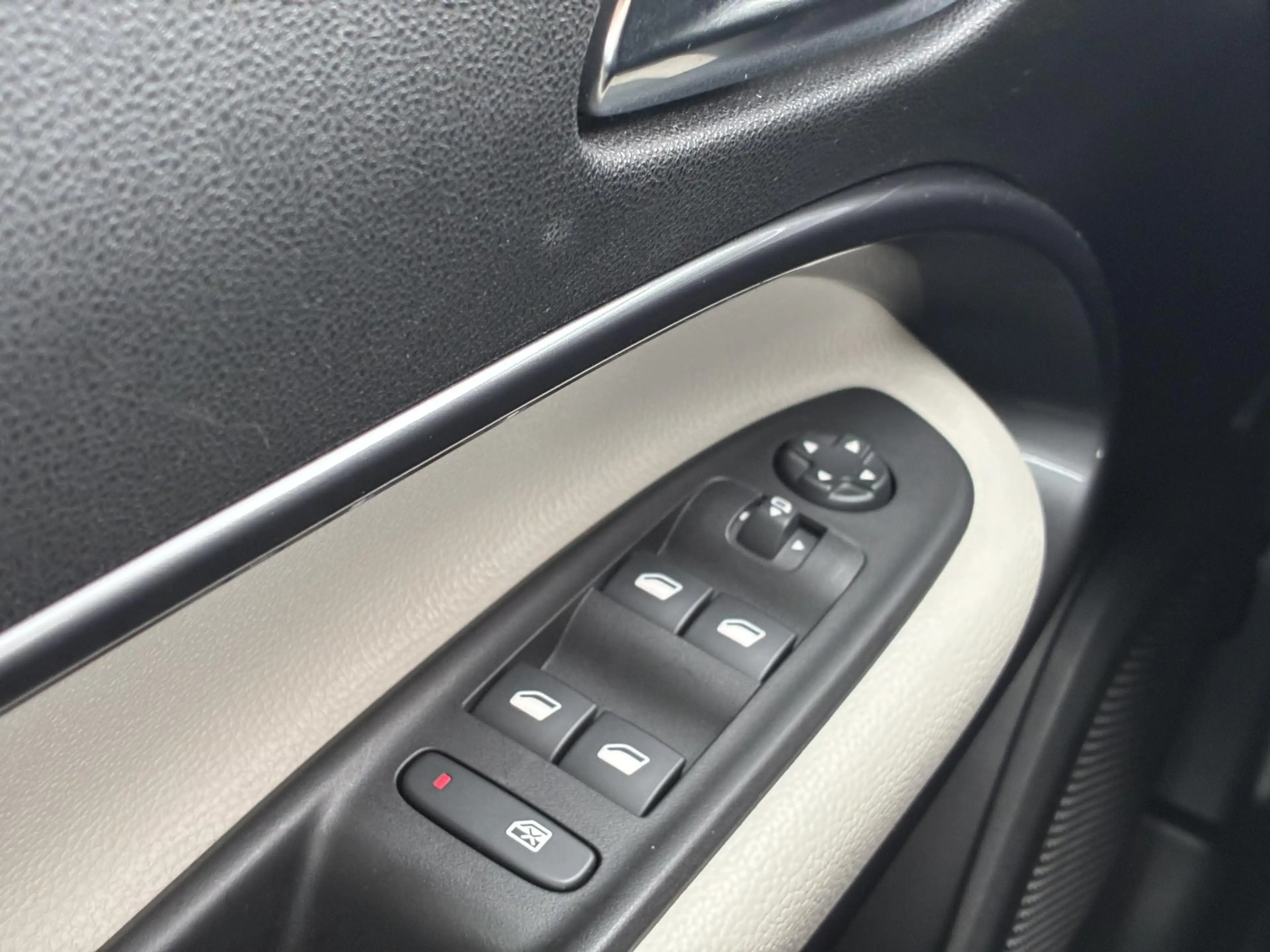 Fiat 600 110PK Hybrid La Prima | Clima | stoel massage | vo — photo 15