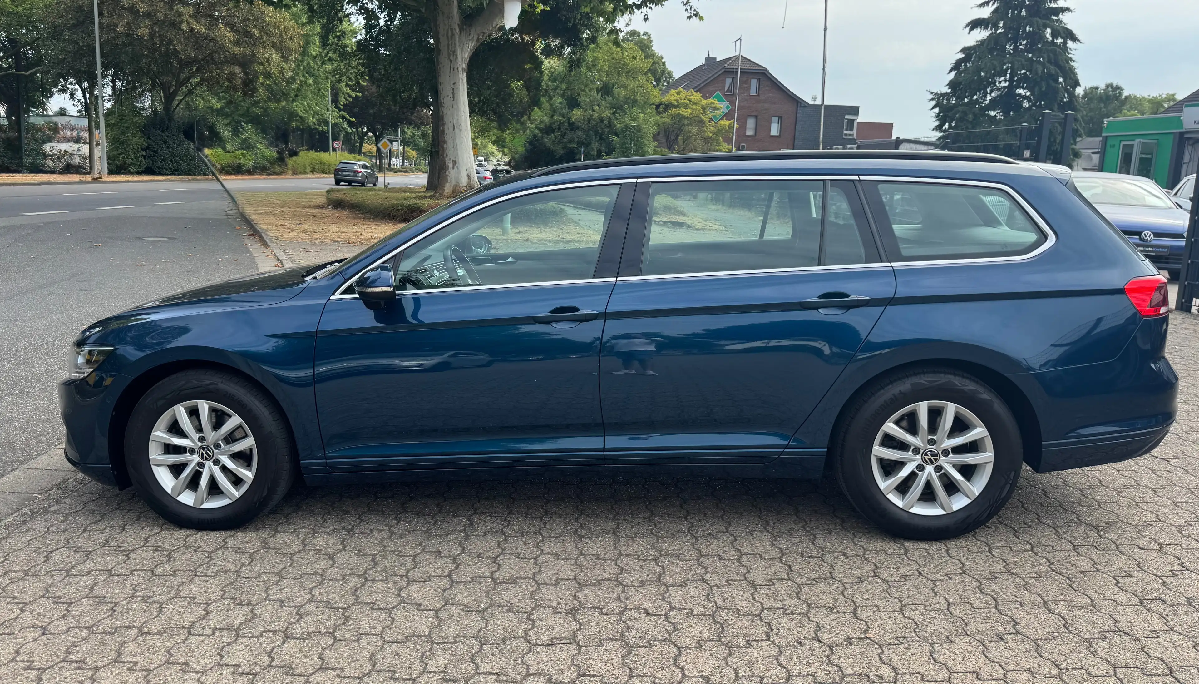 Volkswagen Passat Variant Passat Variant 2.0 TDI  Business LED, ACC, Navi — photo 5