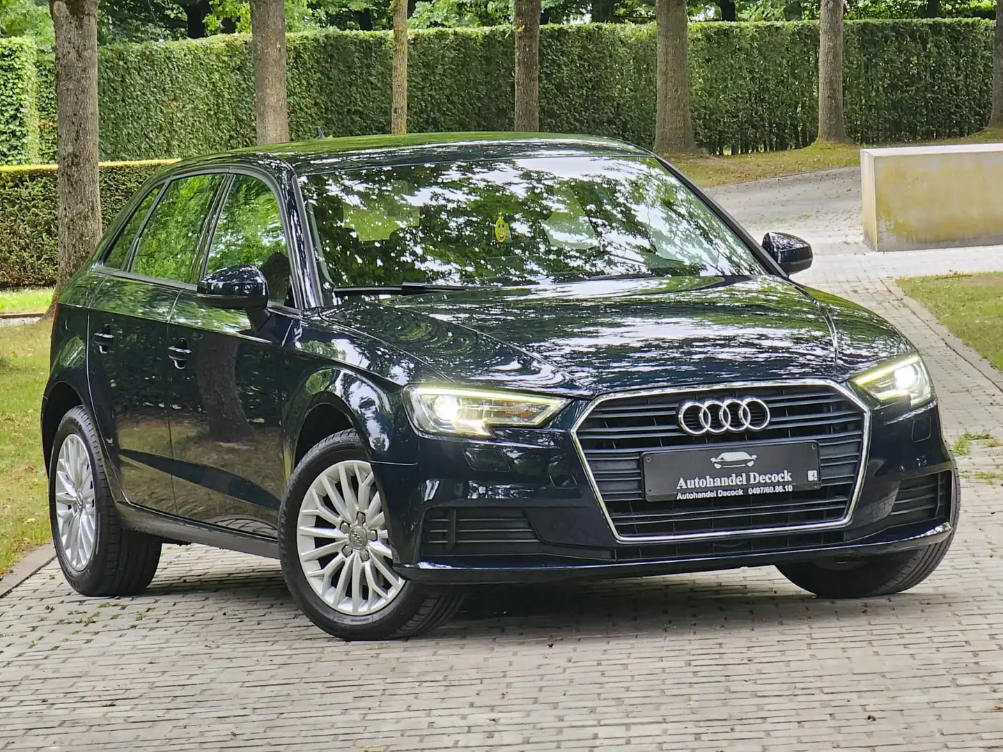 Audi A3 A3 30TFSI Stronic | AUTOMAAT | DAB | SPORTSTUUR Bleu - 1