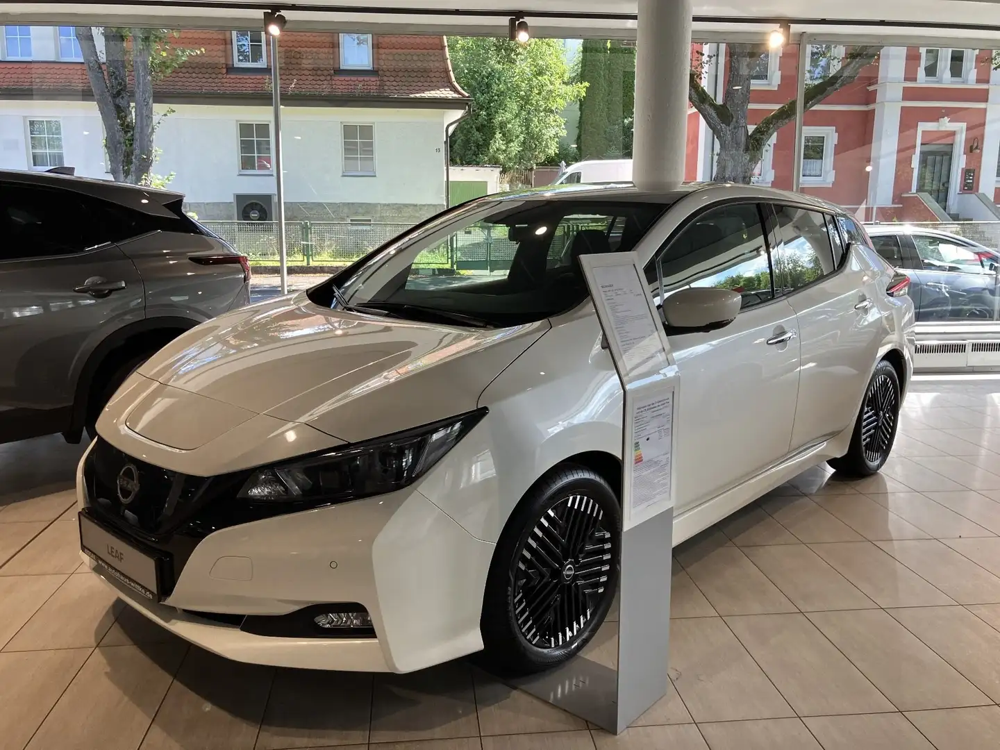 Nissan Leaf (ZE1) Wit - 2