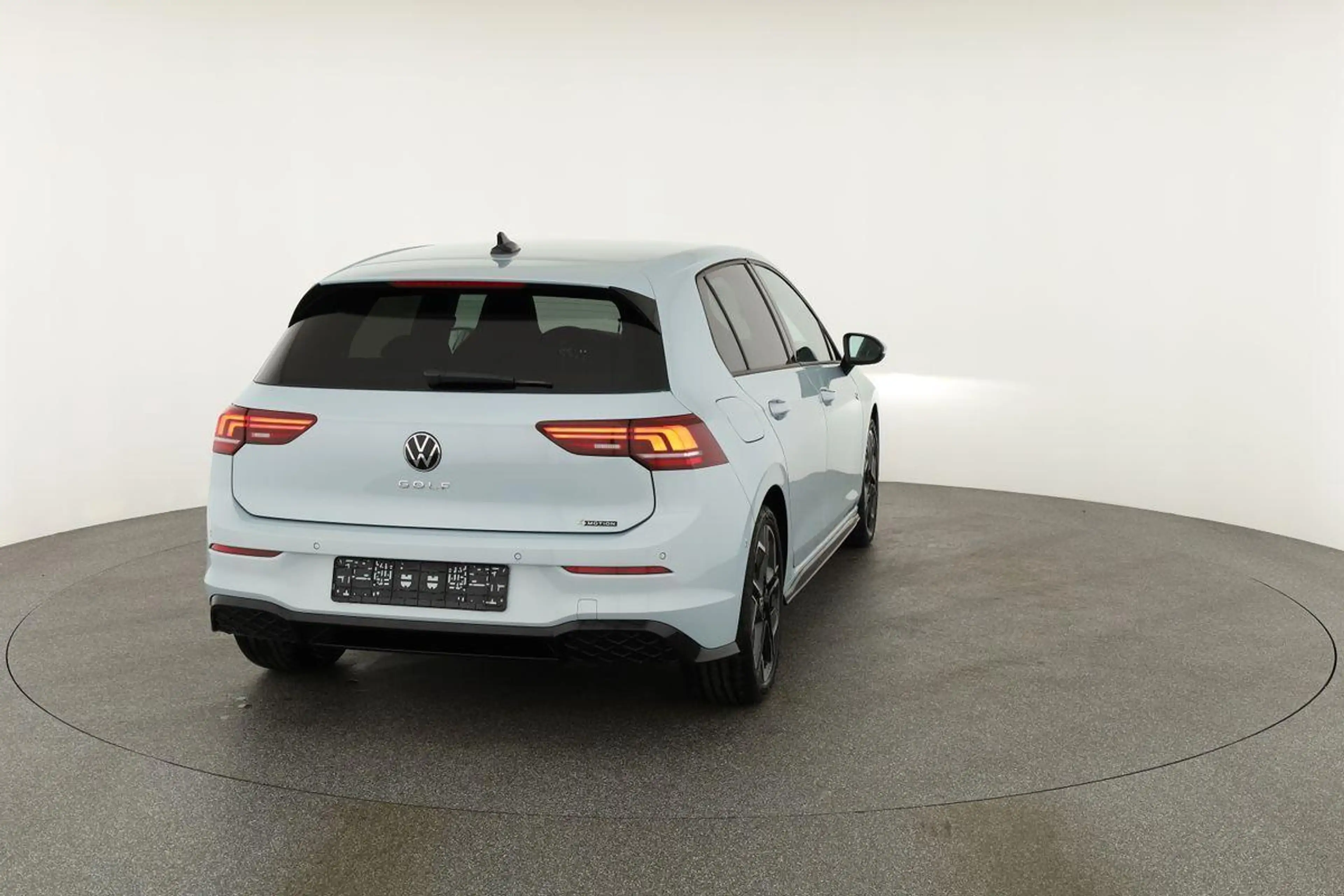 Volkswagen Golf 2.0 TSI 150 kW 4Motion R-Line VIII DSG 4M R-LIN... — photo 14