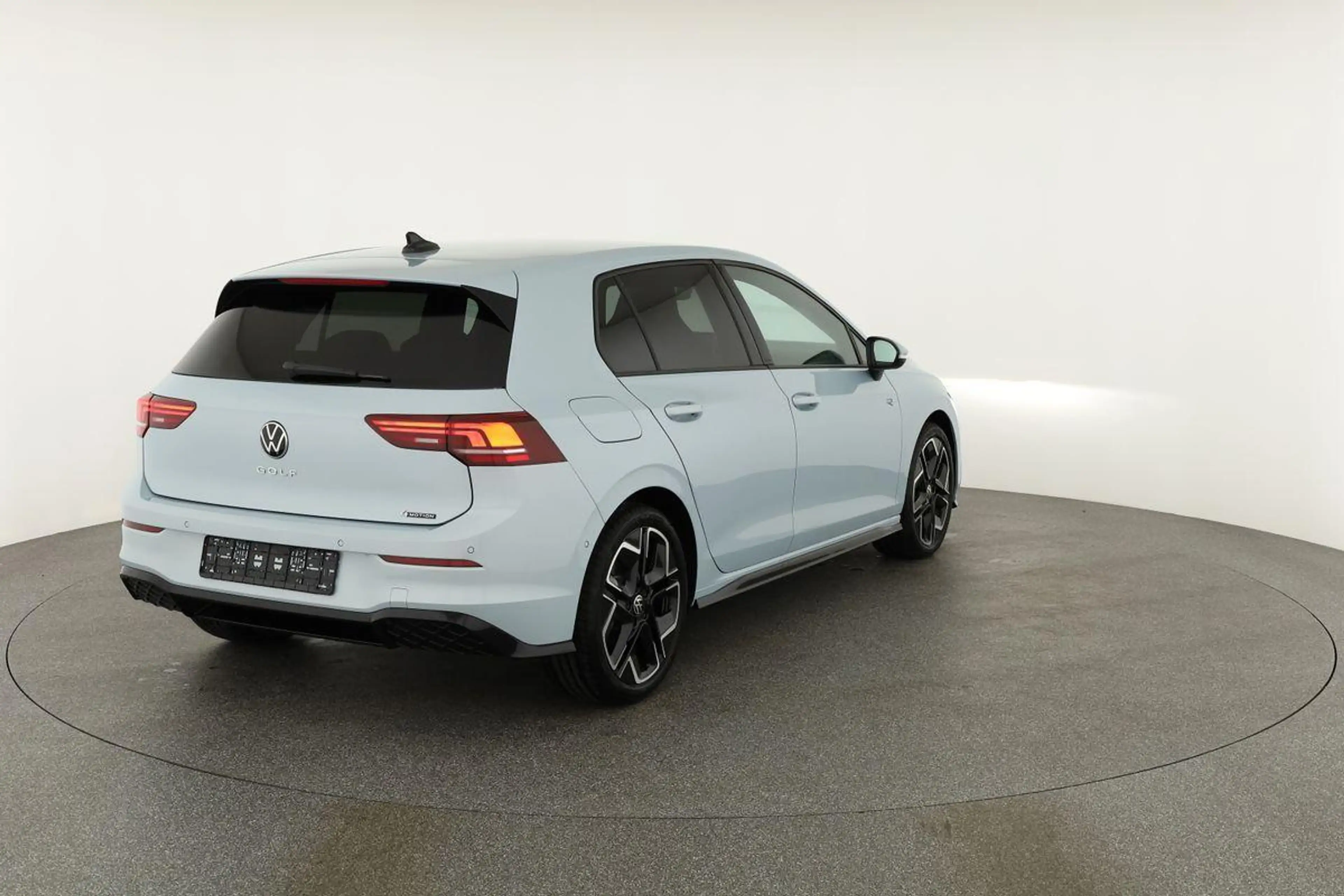 Volkswagen Golf 2.0 TSI 150 kW 4Motion R-Line VIII DSG 4M R-LIN... — photo 15