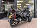 Piaggio MP3 300 MP3 300 HPE EURO5 SPORT 2024 1735KM SPECIALPAINT Grijs - thumbnail 5