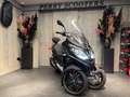 Piaggio MP3 300 MP3 300 HPE EURO5 SPORT 2022 3157KM GARANTIE Zwart - thumbnail 1