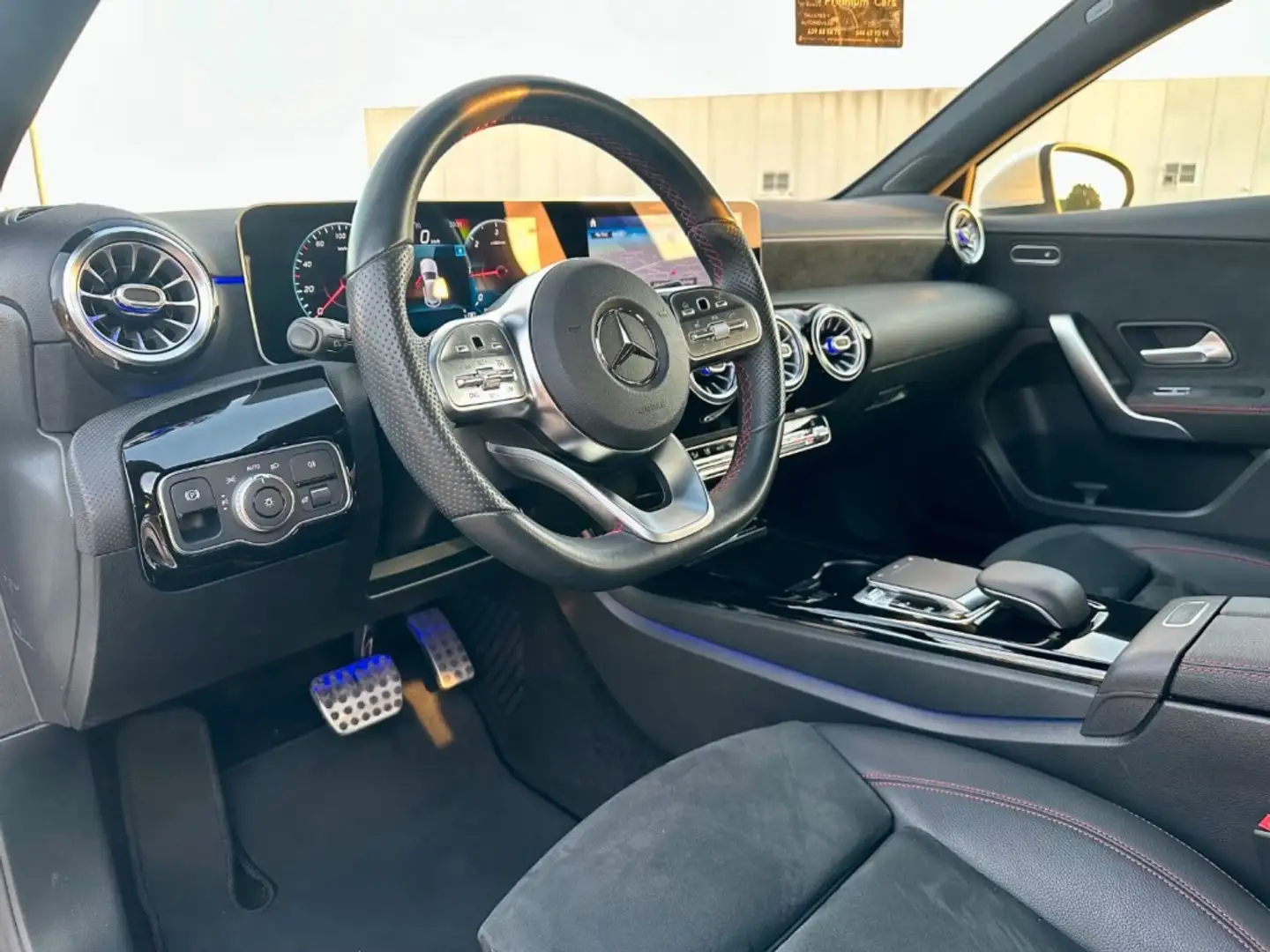 Mercedes-Benz A 180 180d 7G-DCT Blanc - 2