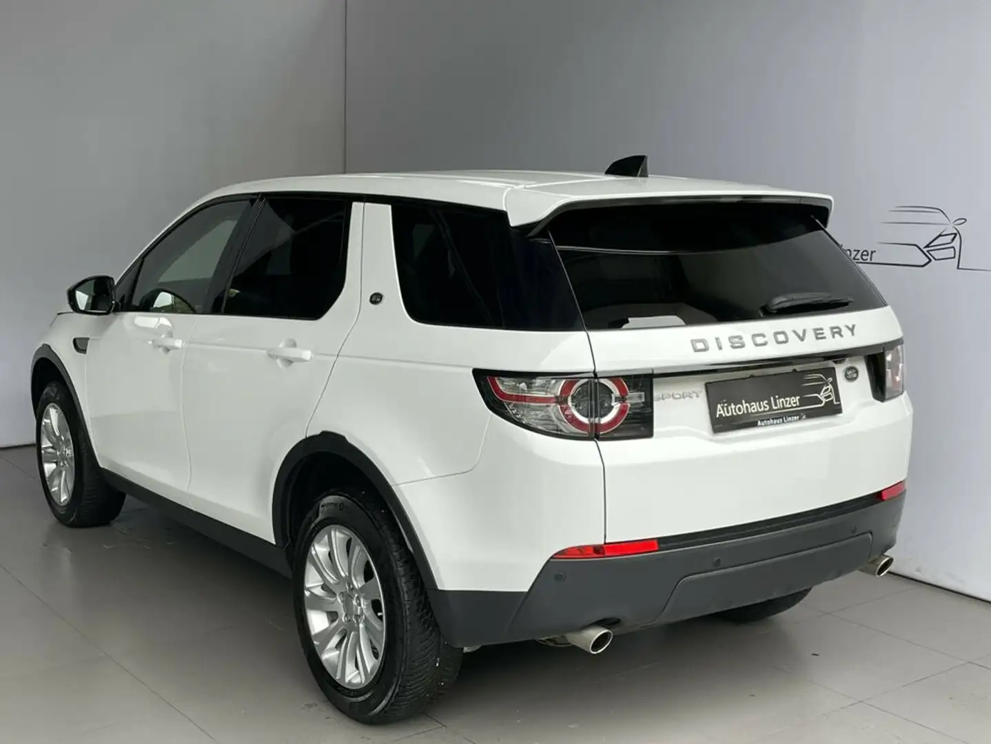 Land Rover Discovery Sport AWD Aut. *Kamera*Spur*SitzH*TempoM Weiß - 2