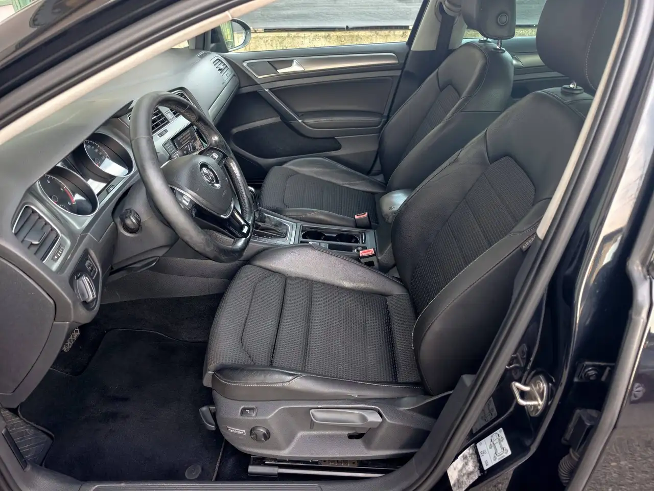 2013 Volkswagen Golf 1.6 TDI AUTOMATICO PELLE NAVI SEDILI RISCALDATI 218000 KM 2013, photograph 12