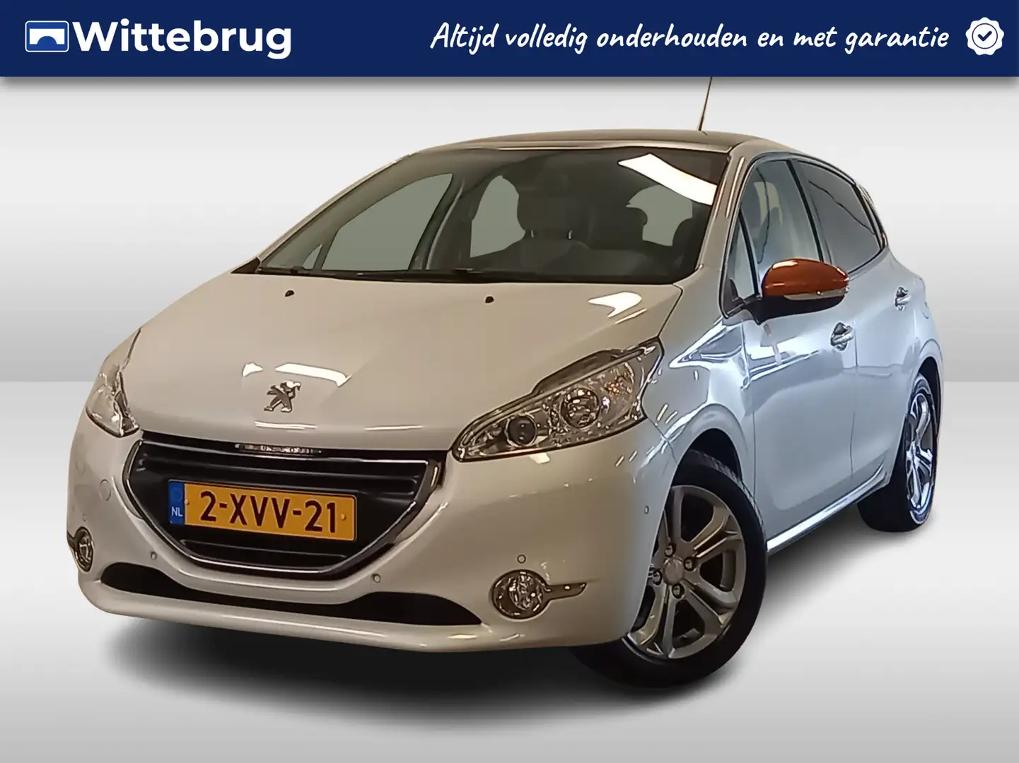 Peugeot 208 1.2 PureTech Roland Garros Automaat, Lederen bekle Wit - 1