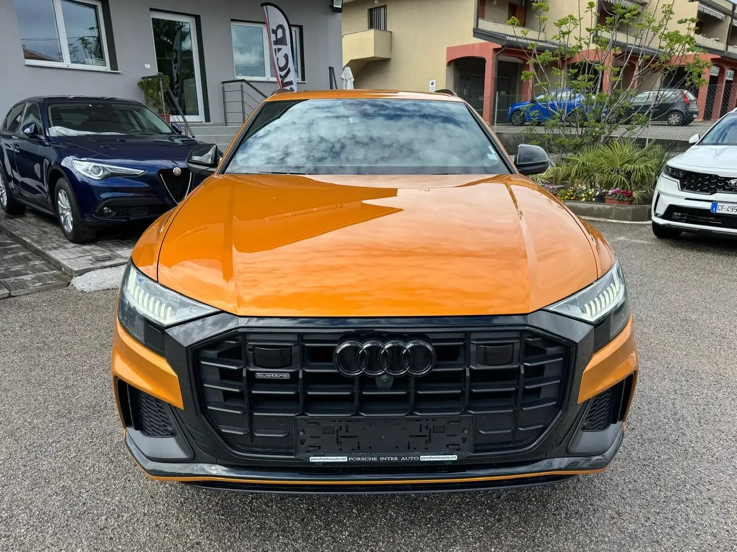 Audi Q8 50 TDI 286 CV quattro SLINE Orange - 2
