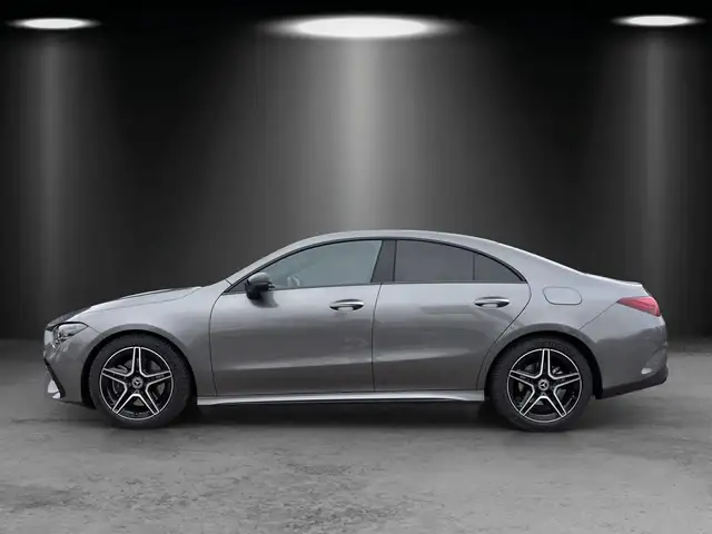 Mercedes-Benz CLA view 2