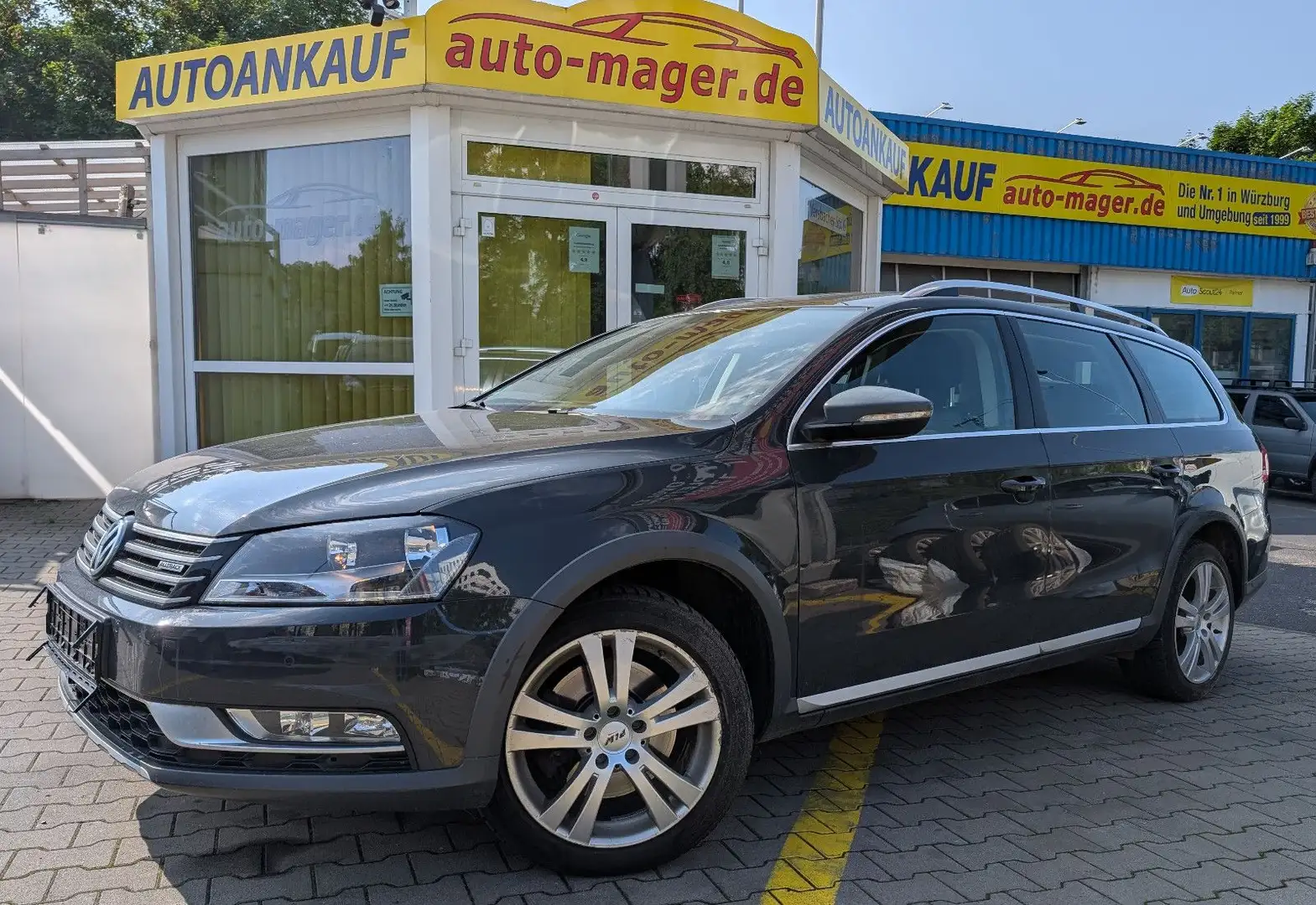 Volkswagen Passat Alltrack 4Motion*1Hd*AHK*2xPdc*Tüv04.2026 Gris - 1