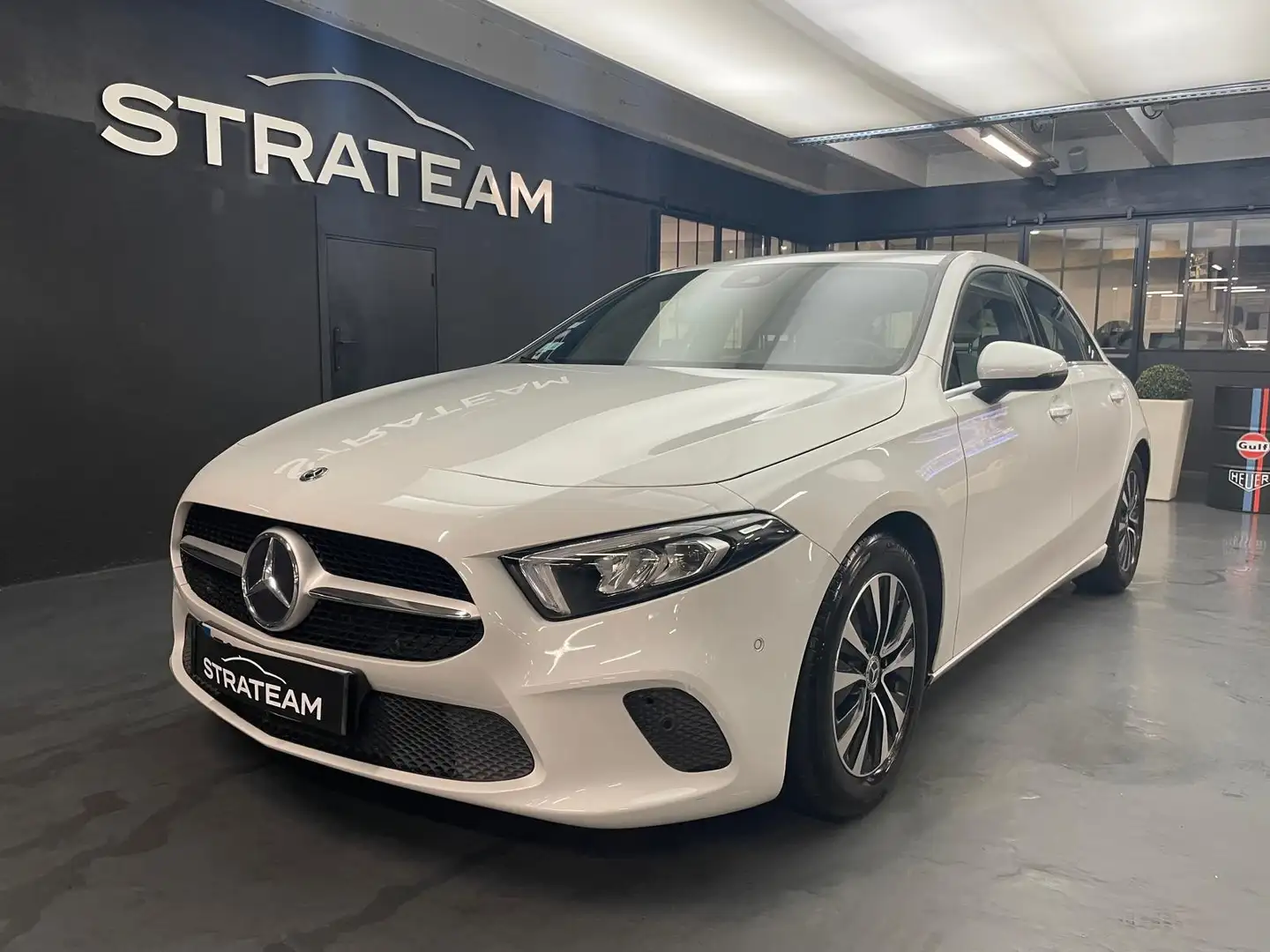 Mercedes-Benz A 200 A 200 BUSINESS LINE 7G-DCT 163CV Weiß - 1