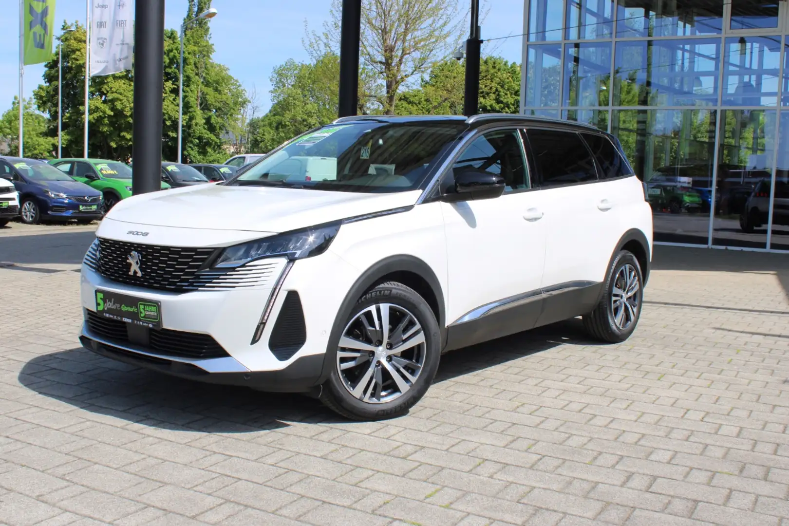 Peugeot 5008 1.5 BlueHDI 130 ALLURE PACK LED, Navi Blanco - 2