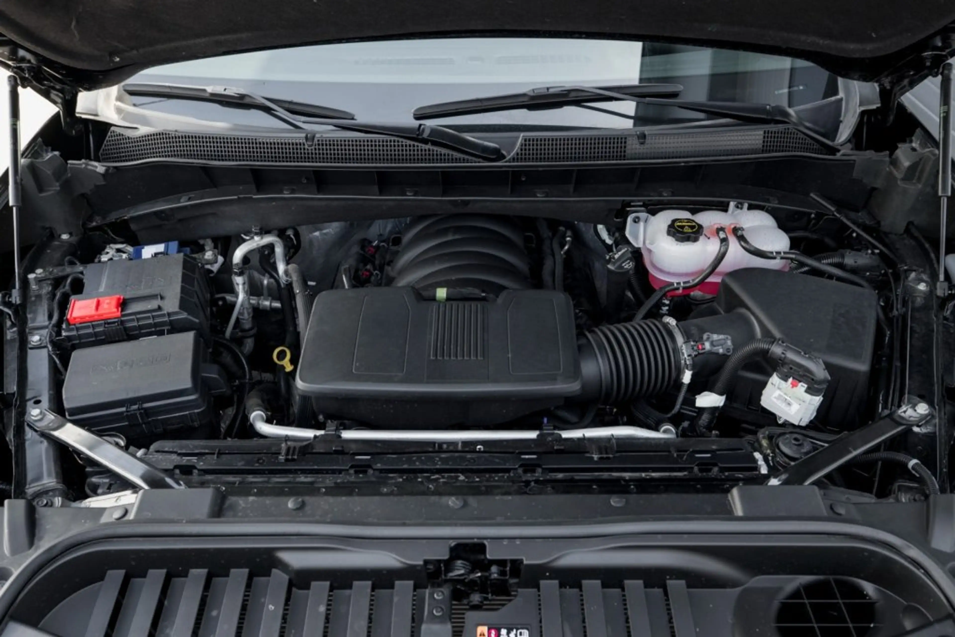Chevrolet Silverado 1500 High Country Crew Cab Short Box 4x4 — photo 7