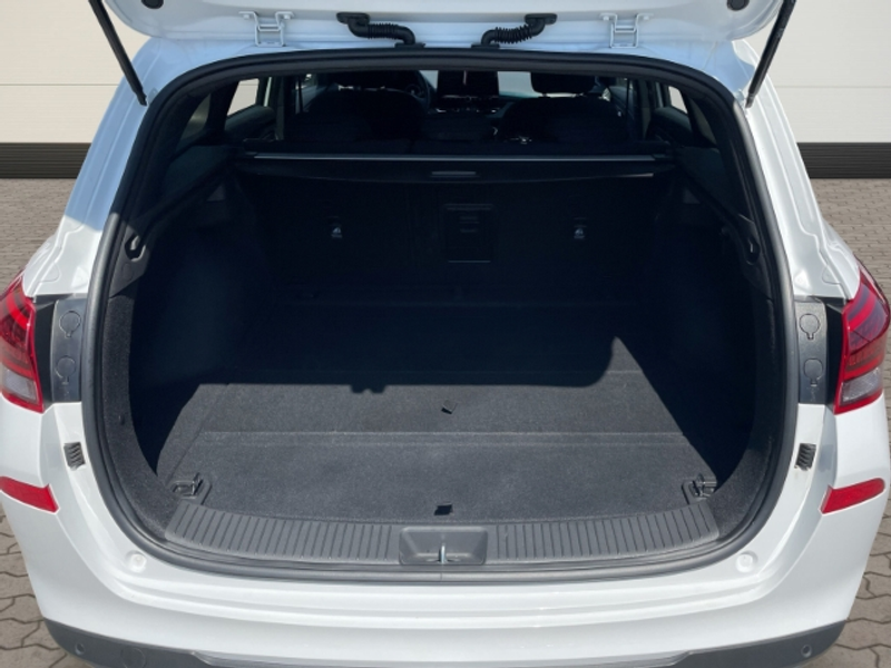 Hyundai i30 Kombi CW Advantage 1.0 Automatik - Sitzheizung - L — photo 8
