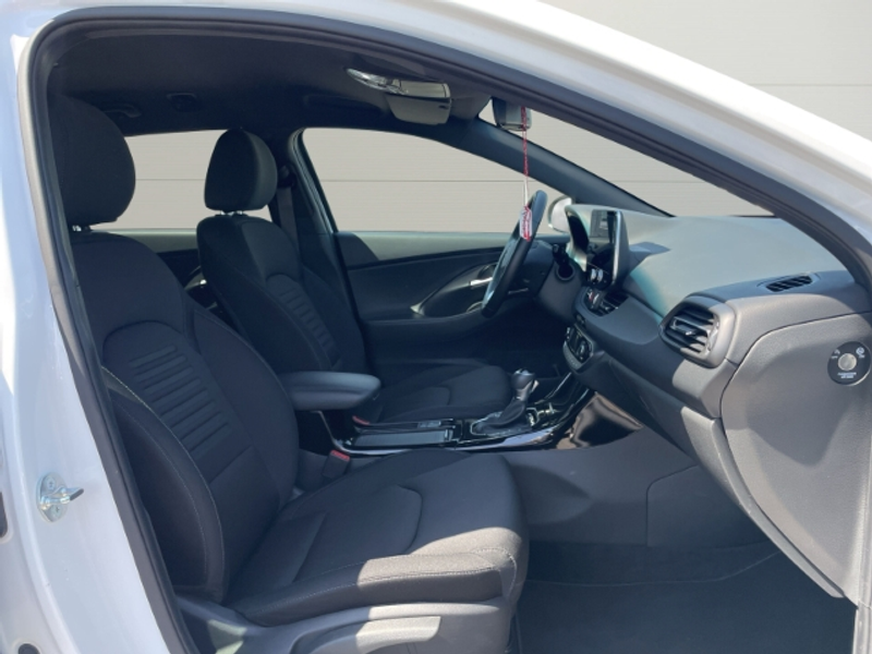 Hyundai i30 Kombi CW Advantage 1.0 Automatik - Sitzheizung - L — photo 11
