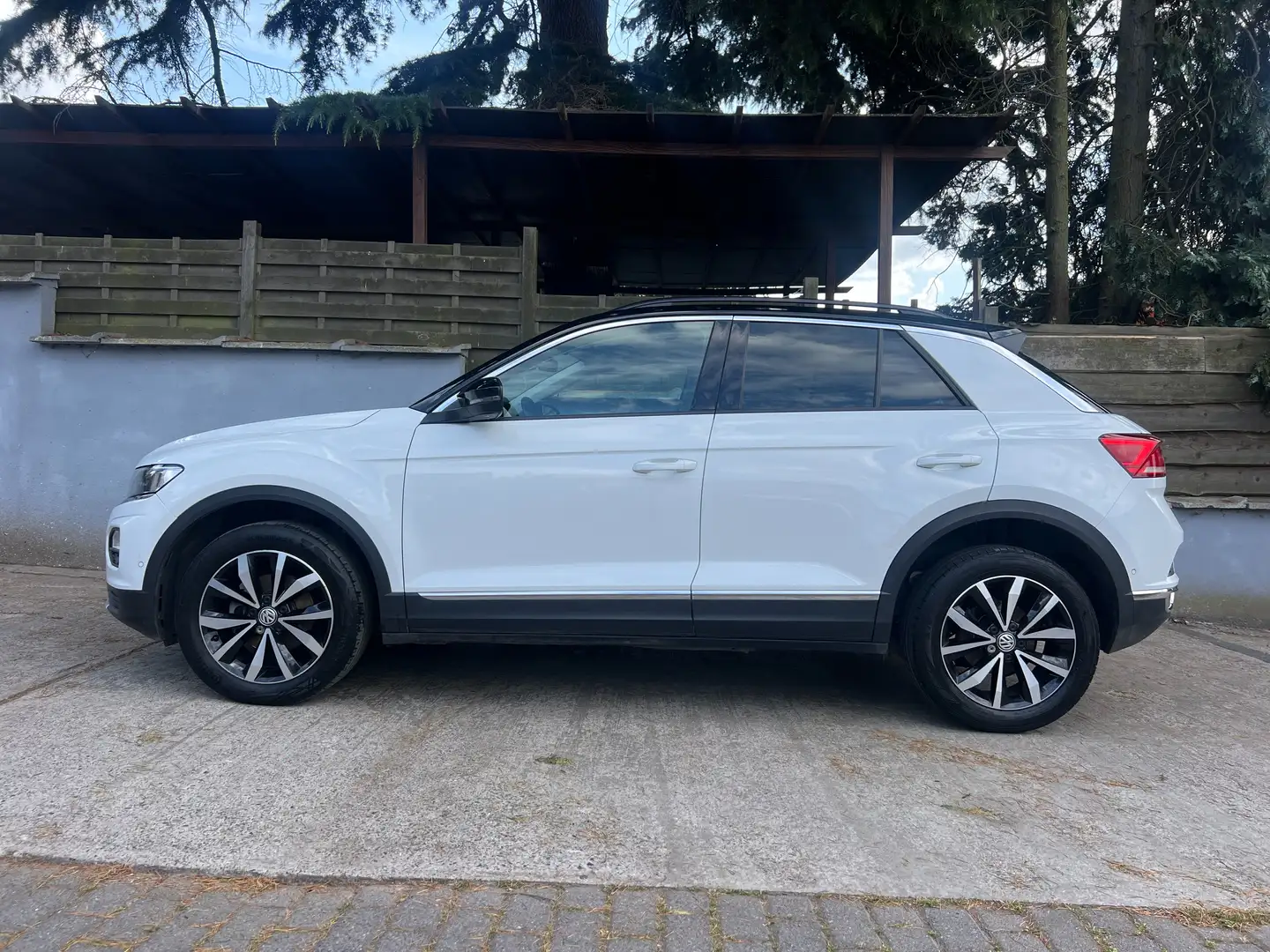 Volkswagen T-Roc 1.5 TSI ACT Style 150CV 6VIT Blanc - 2
