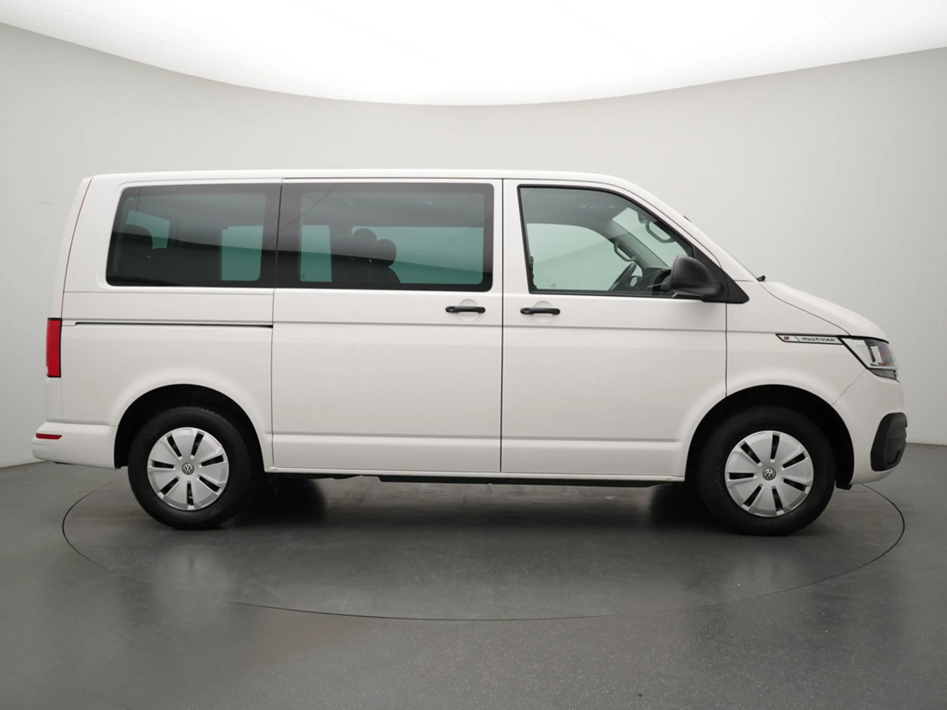 Volkswagen T6.1 Multivan Family 7 SITZER CARPLAY KAM — photo 3