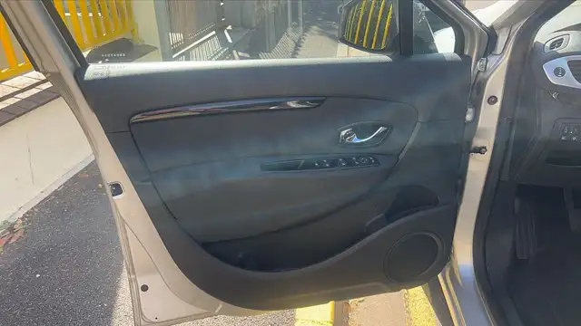 Renault Scenic view 7