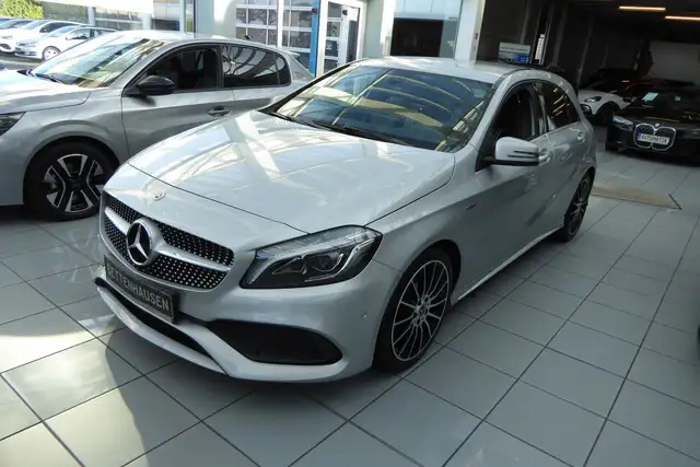 Mercedes-Benz A 180 AMG Line Edition erst 59.200 KM!!