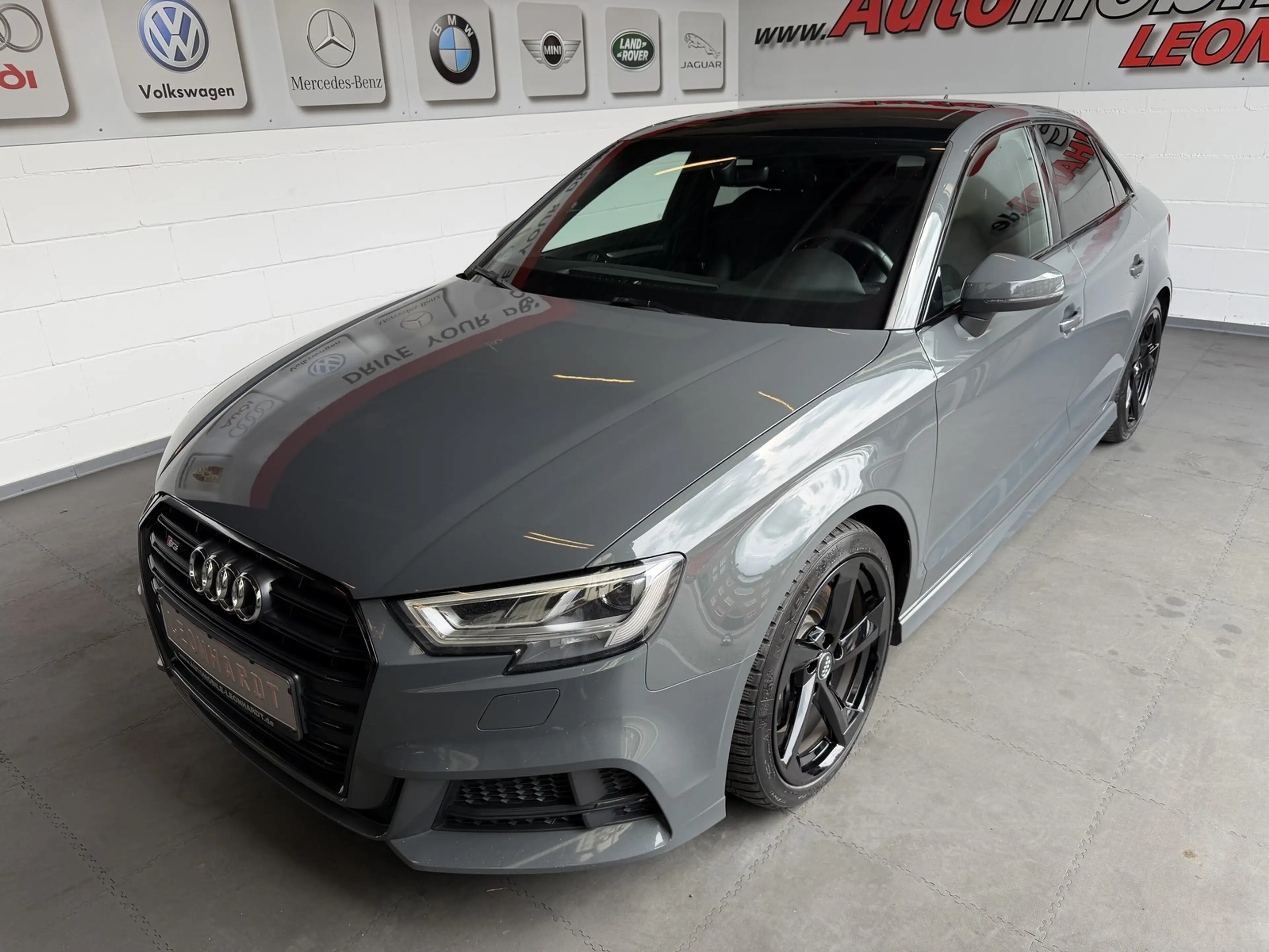 Audi S3 quattro 2,0 *Nano*Navi*Pano*2.Hd*Service neu* ****