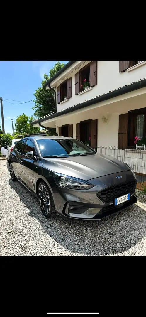 Ford Focus st line x 1.5 120cv - 1