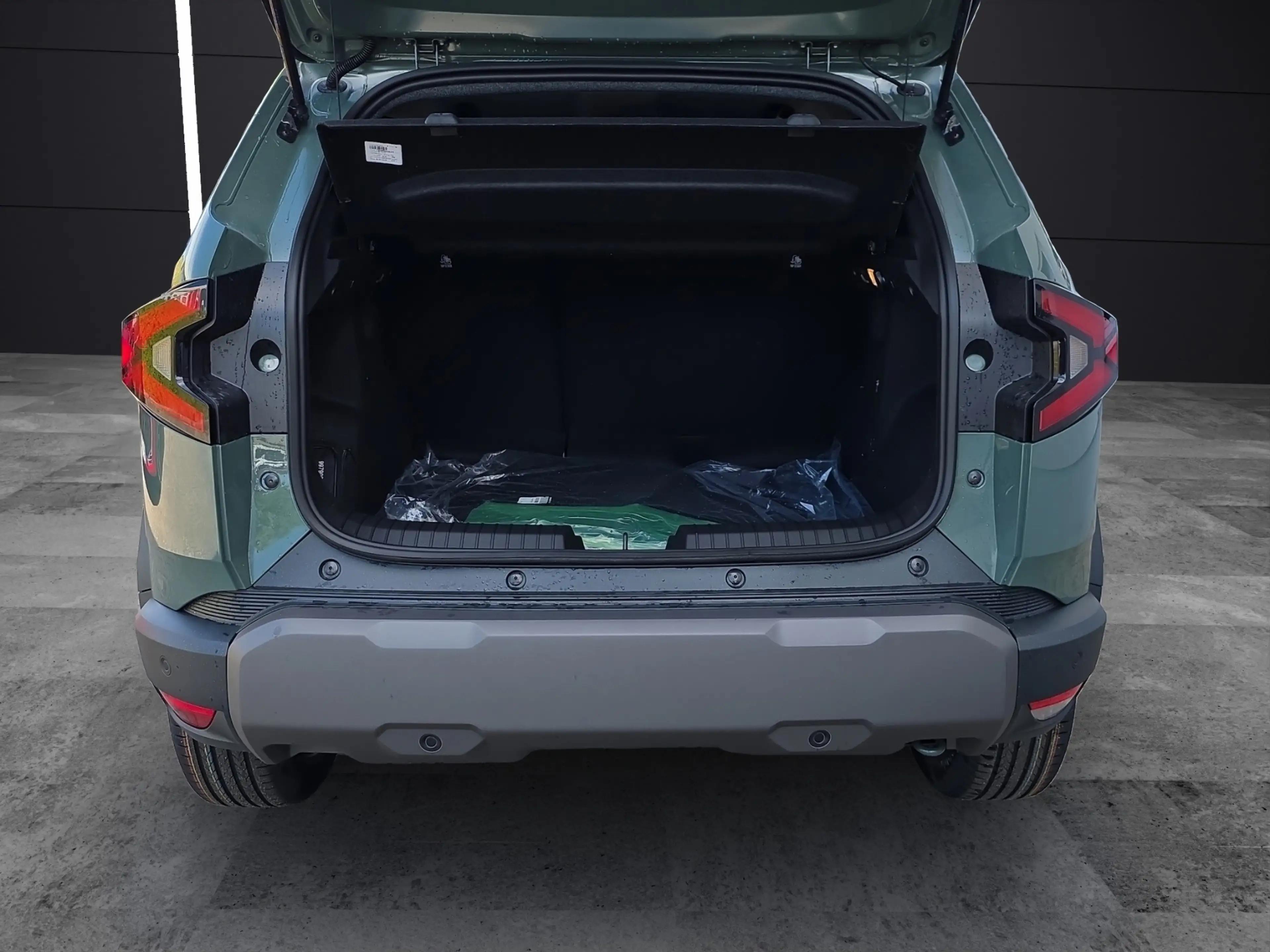 Dacia Duster Extreme hybrid 155 Navi Rückfahrkamera Sitzheizung — photo 8