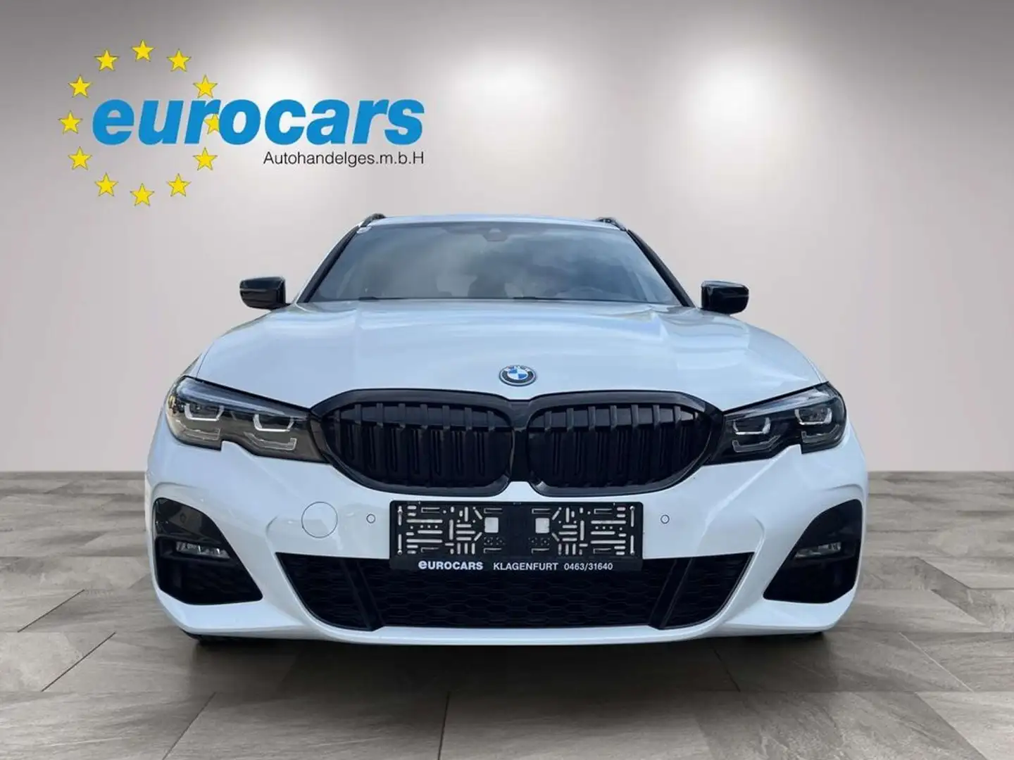 BMW 320 e xDrive Touring M Sport Weiß - 2