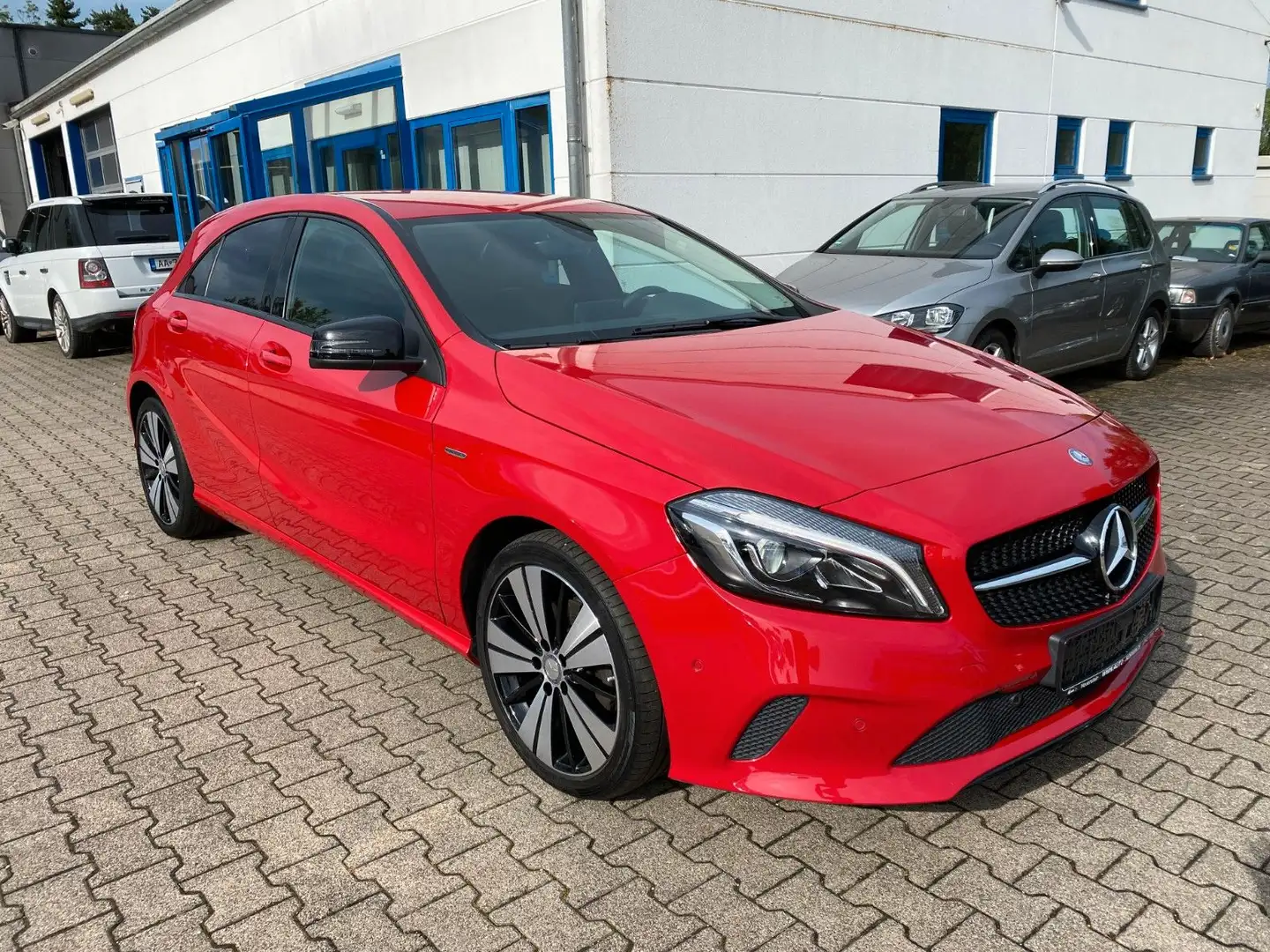 Mercedes-Benz A 200 CDI Activity Edition Rot - 2