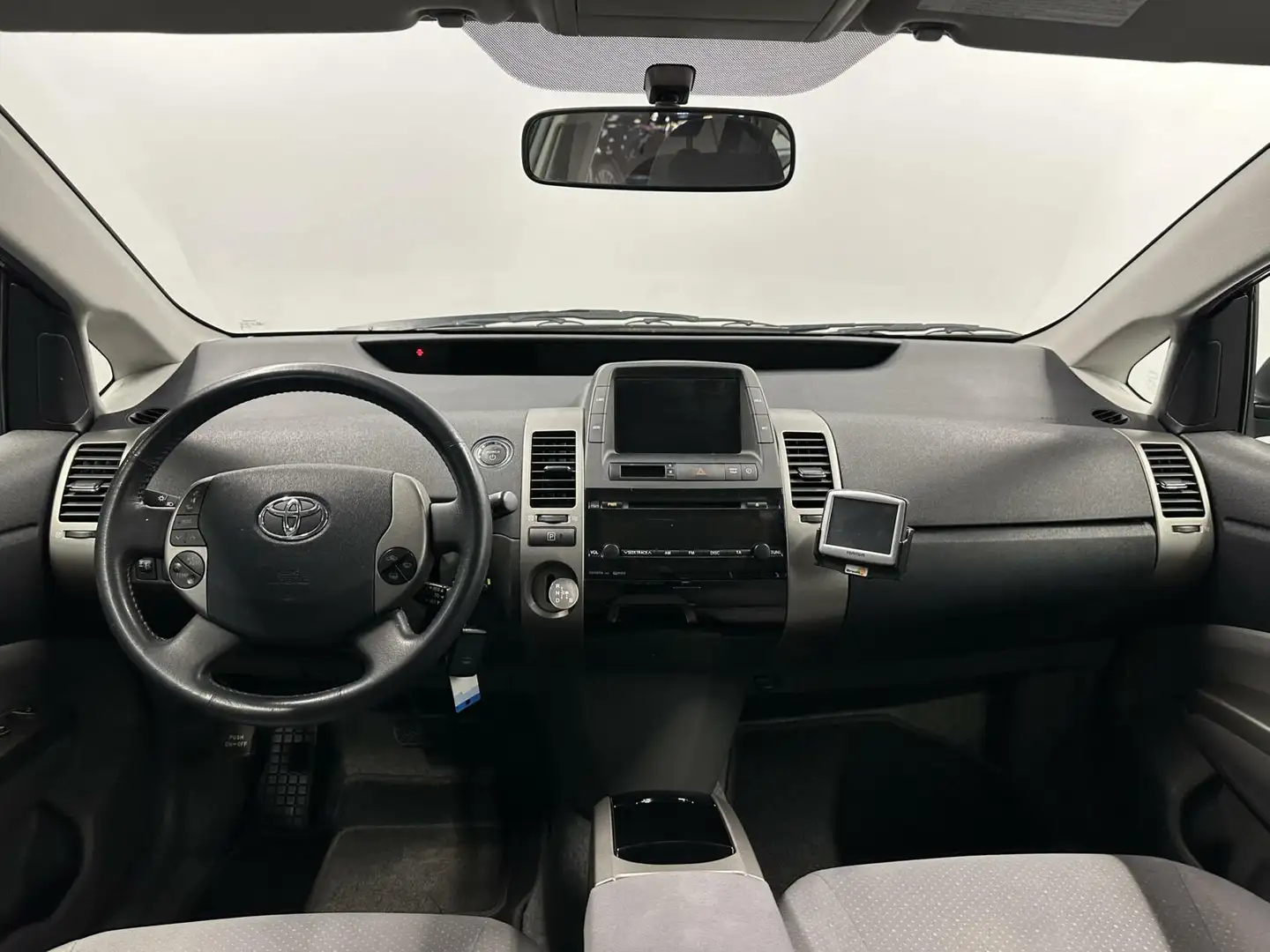 Toyota Prius 1.5 VVT-i Tech Edition NETTE AUTO !! Grijs - 2