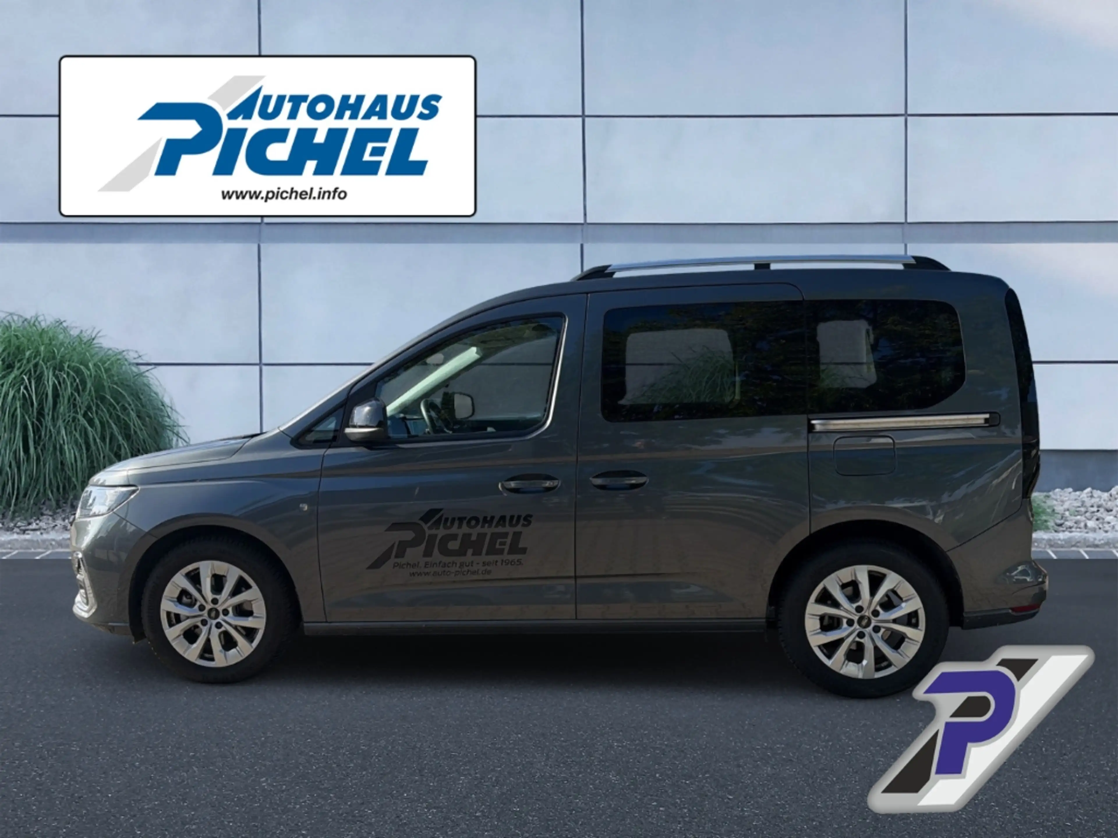Ford Tourneo Connect Titanium L2 7-Sitzer +LM-Felgen+AKTIONSFAHRZEUG — photo 2