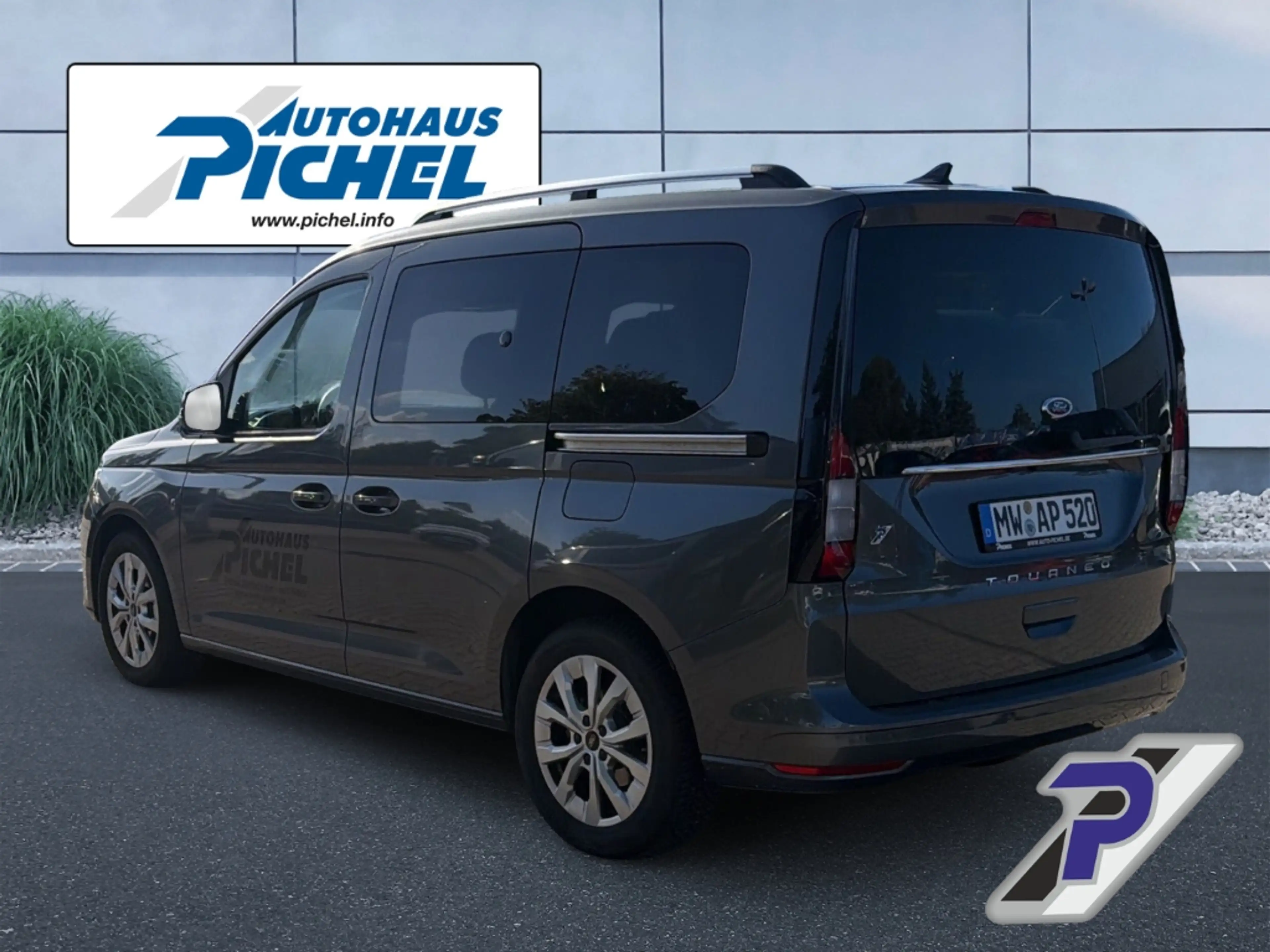 Ford Tourneo Connect Titanium L2 7-Sitzer +LM-Felgen+AKTIONSFAHRZEUG — photo 3