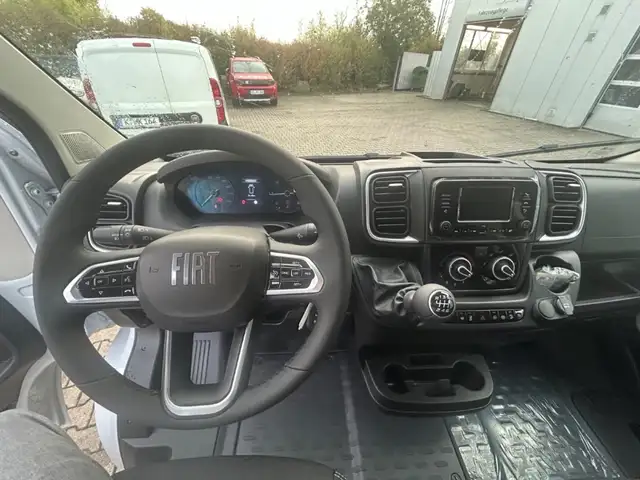 Fiat Ducato view 5