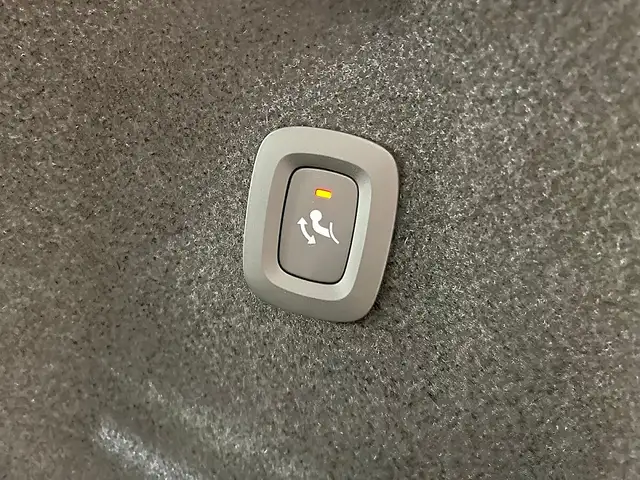 Volvo XC60 T6 AWD PHEV 4 Life 18,8kWh Ultra Dark Aut. | St... Ansicht 23