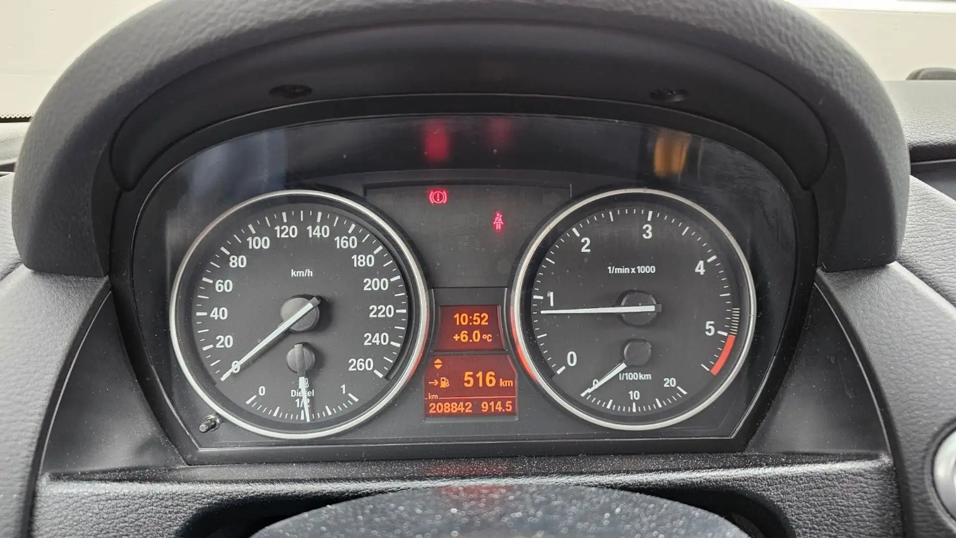 BMW X1 xDrive 20d Xenon Navi Shzg Klima MFL Temp. Gris - 2