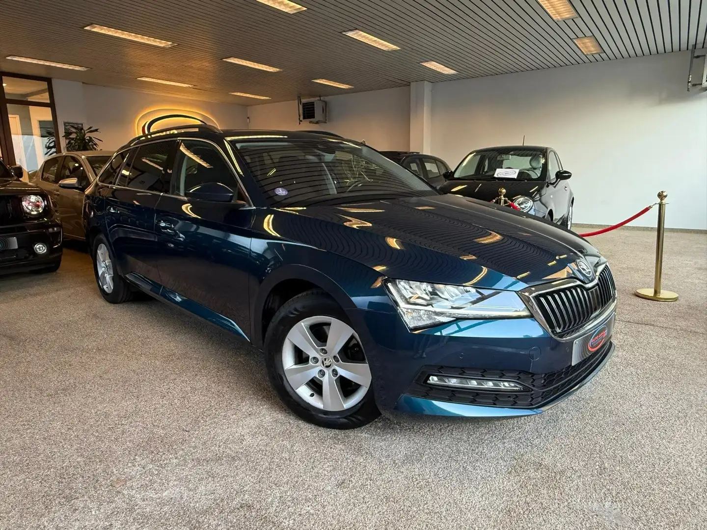 Skoda Superb 1.5 TSI ACT Ambition DSG*GARANTIE 12MOIS Azul - 2