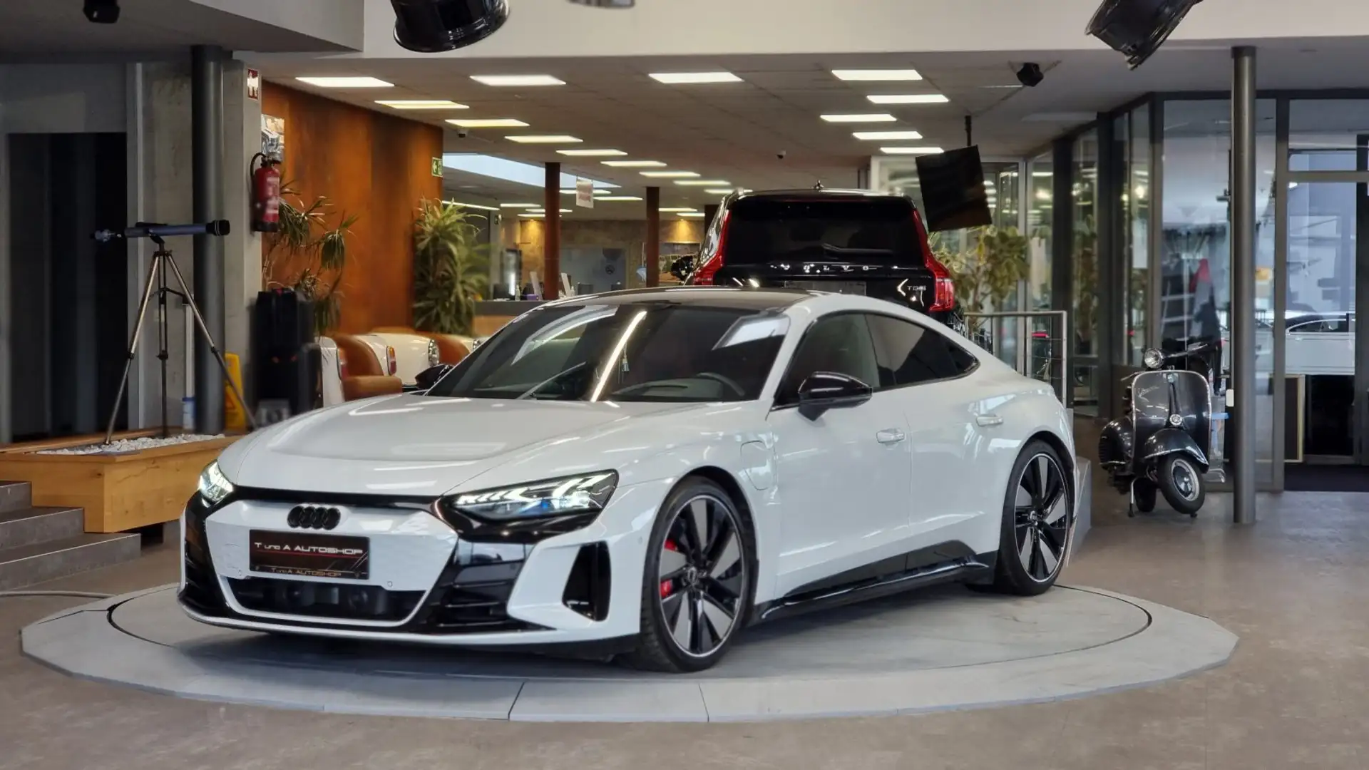 Audi e-tron GT Aut. *Glasdach*Virtual-Cockpit*Head-up*360°* Blanco - 1