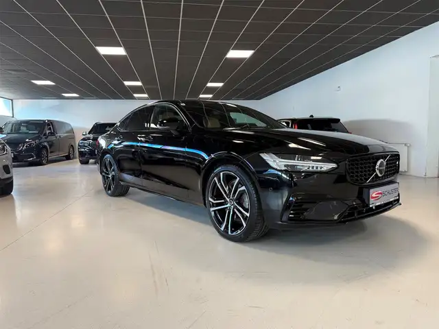 Volvo S90 T8 AWD Recharge PHEV Plus Dark