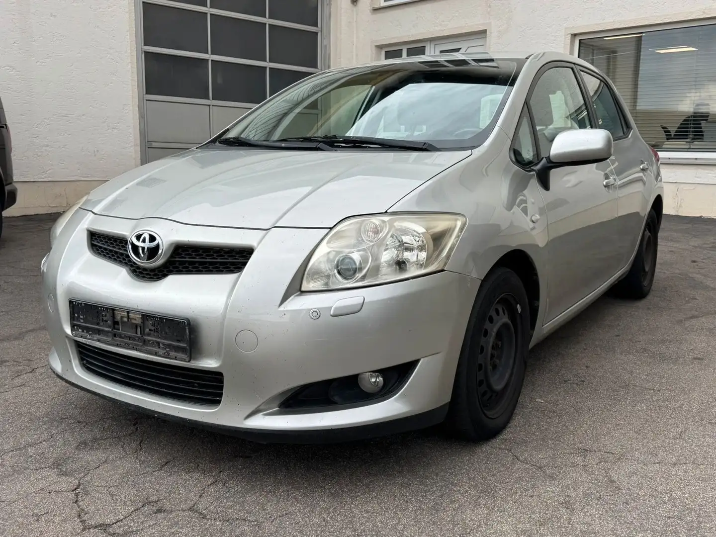 Toyota Auris 1.6 Automatik 8FACH KLIMAAUT. PDC TELEFON Argent - 1