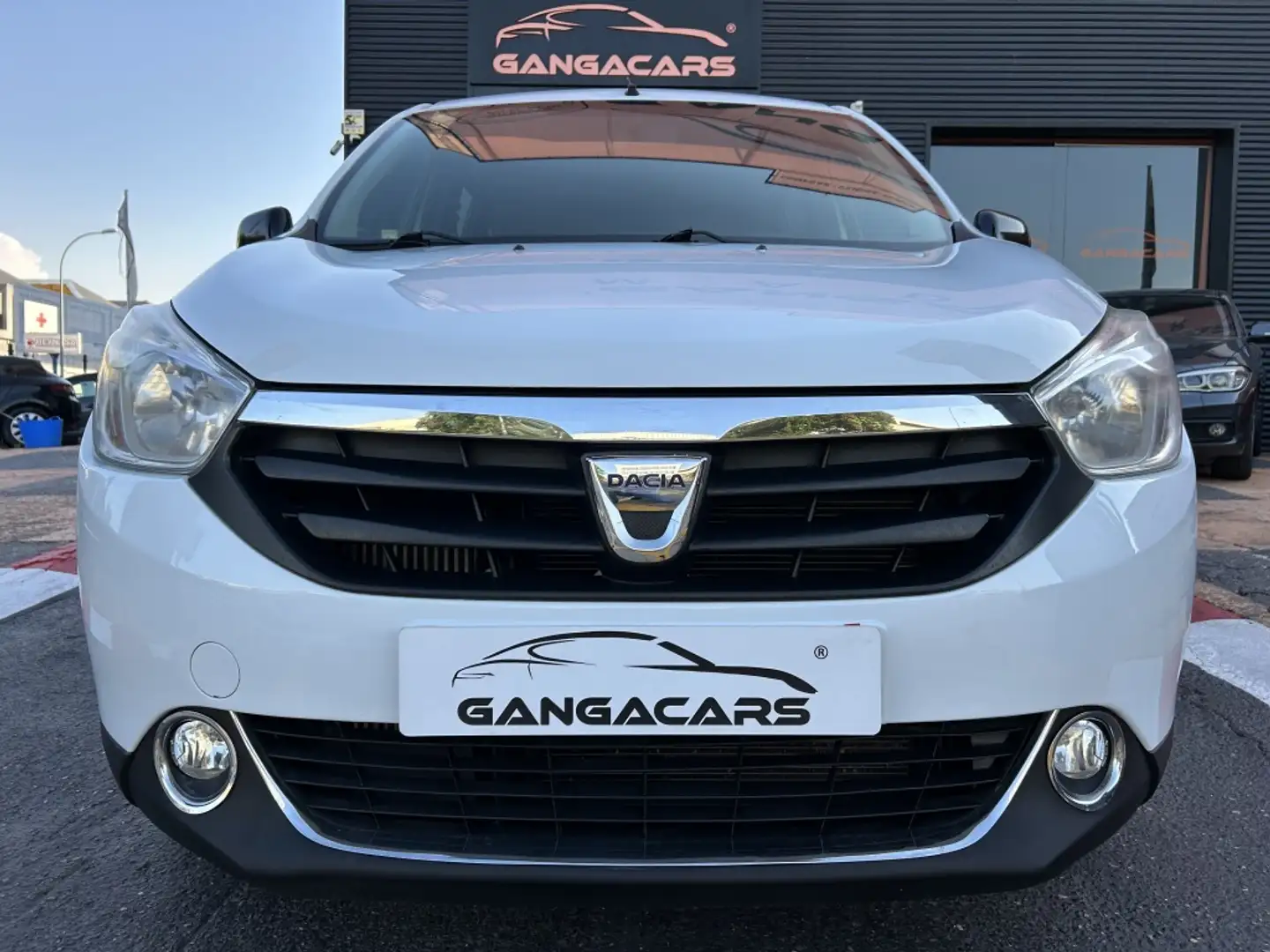 Dacia Lodgy 1.5dCi Laureate 7pl. 81kW Blanc - 1