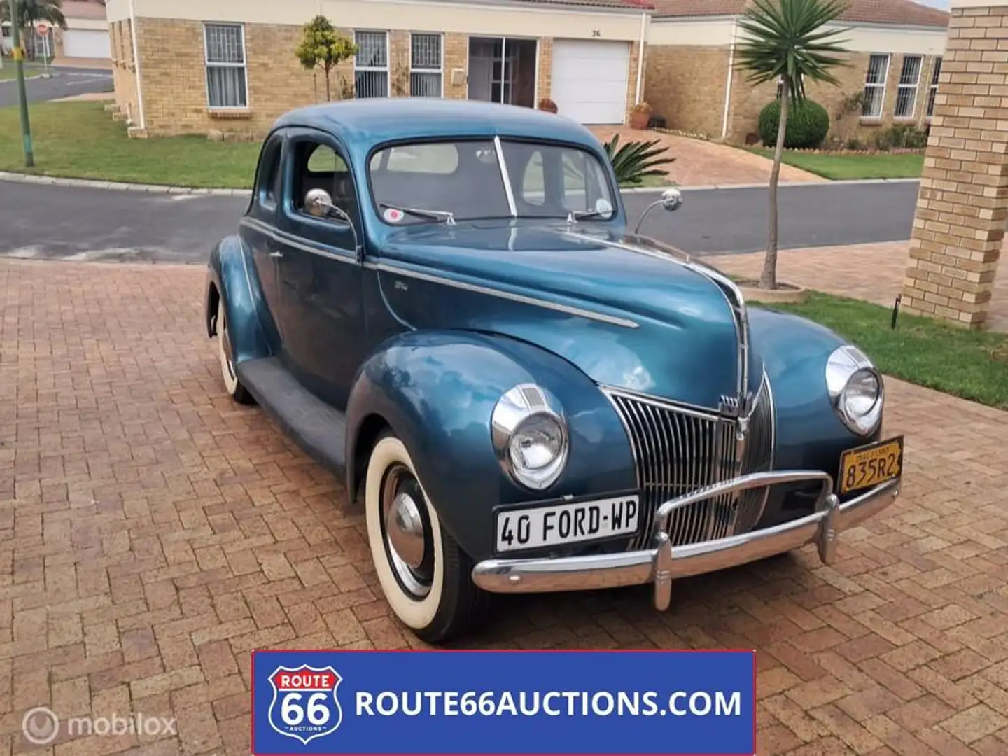 Ford Business Coupe Deluxe | 1940 | Route 66 Auctions Чорний - 1