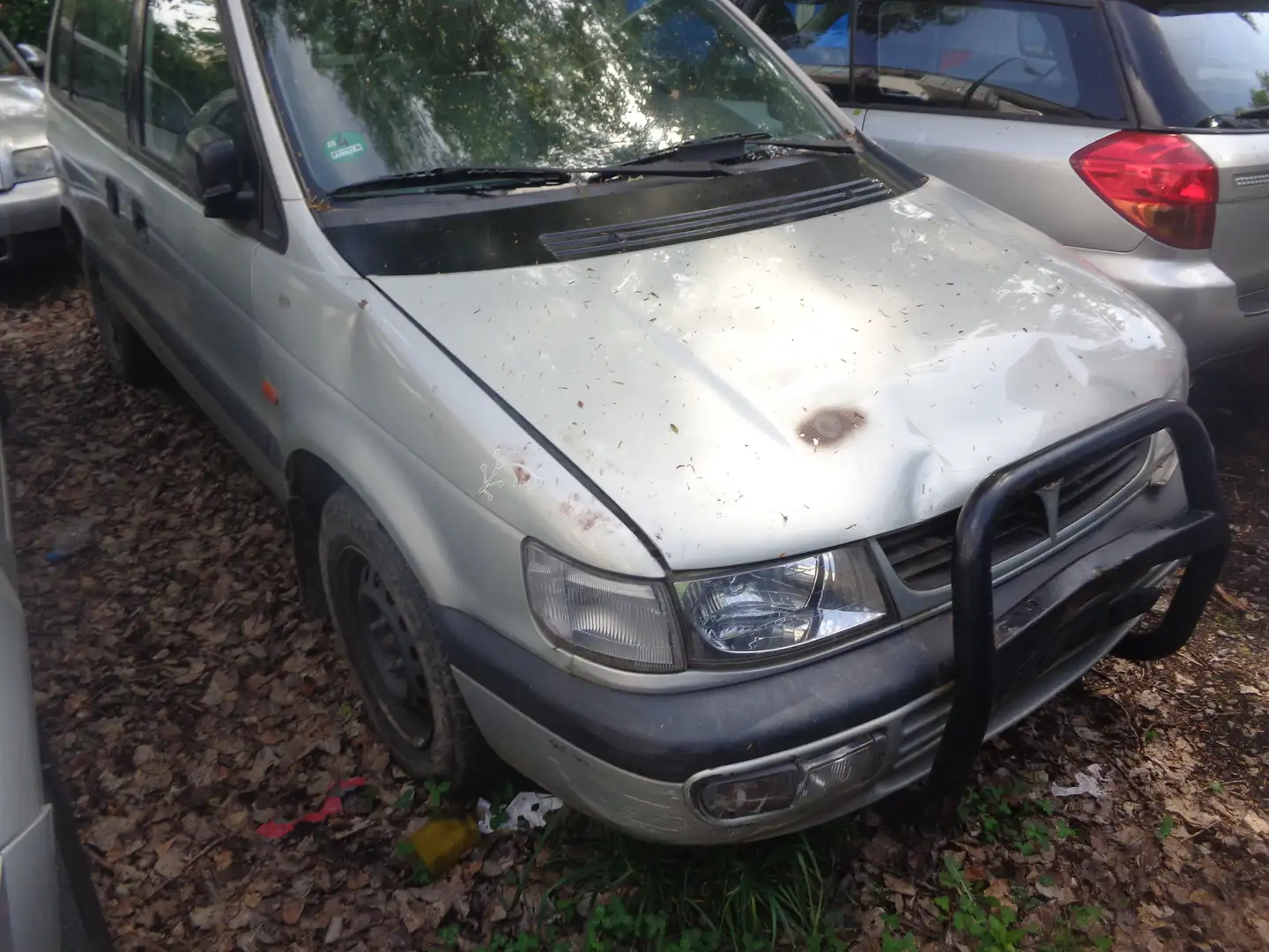 Mitsubishi Space Runner Automatik  Getriebe Gris - 2