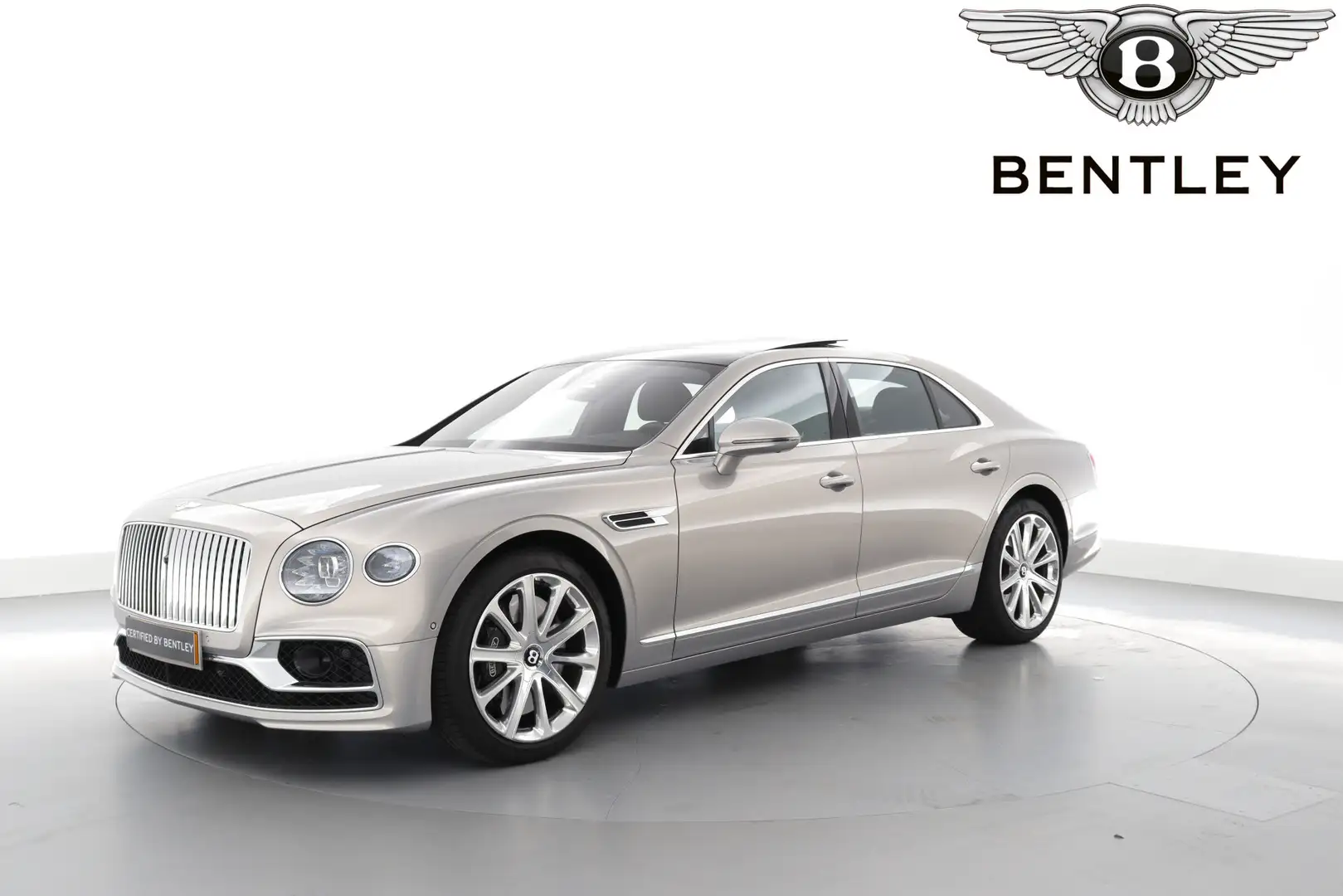 Bentley Flying Spur V8 srebrna - 1