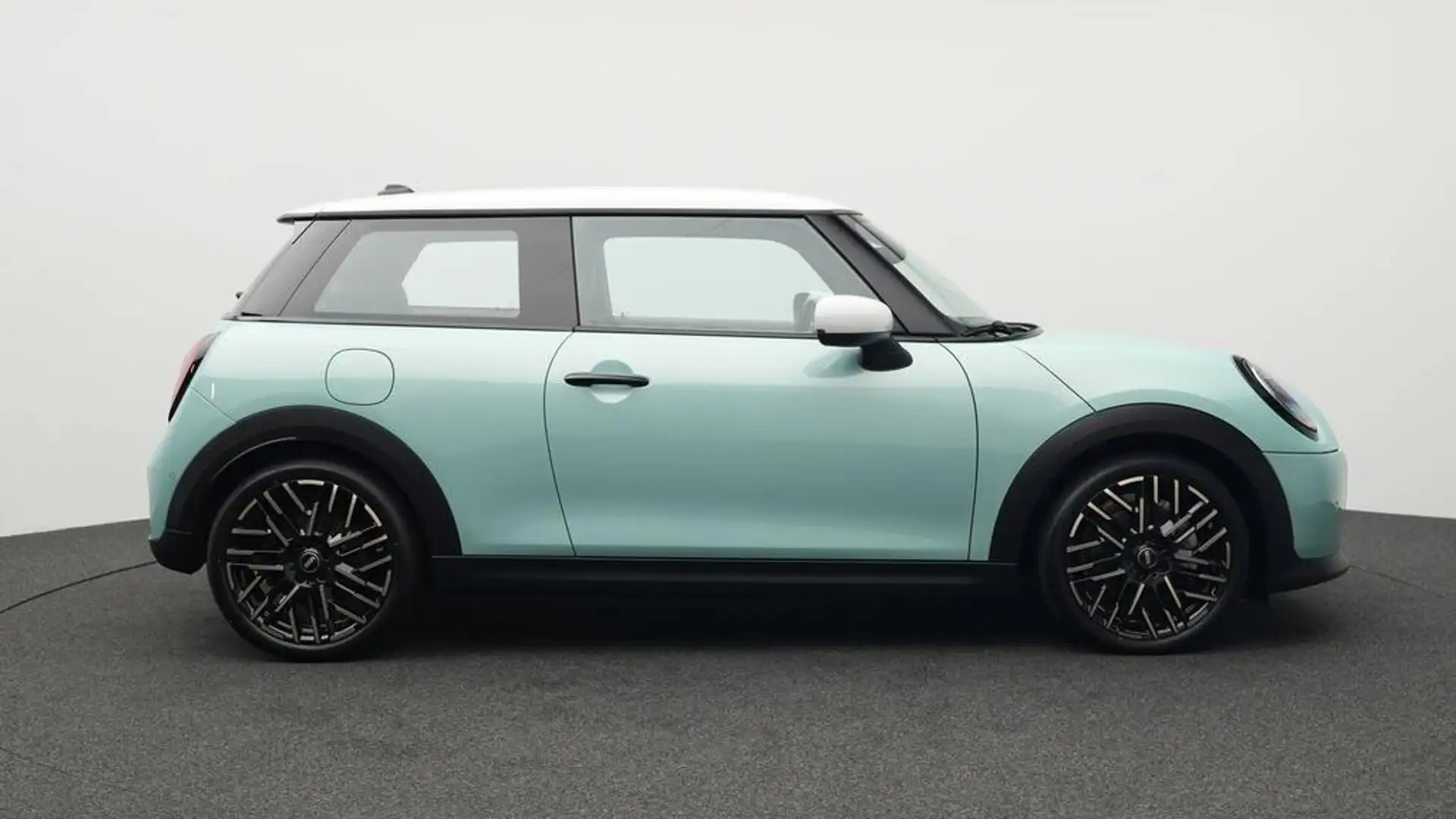 MINI Cooper C Favoured Trim Grün - 2