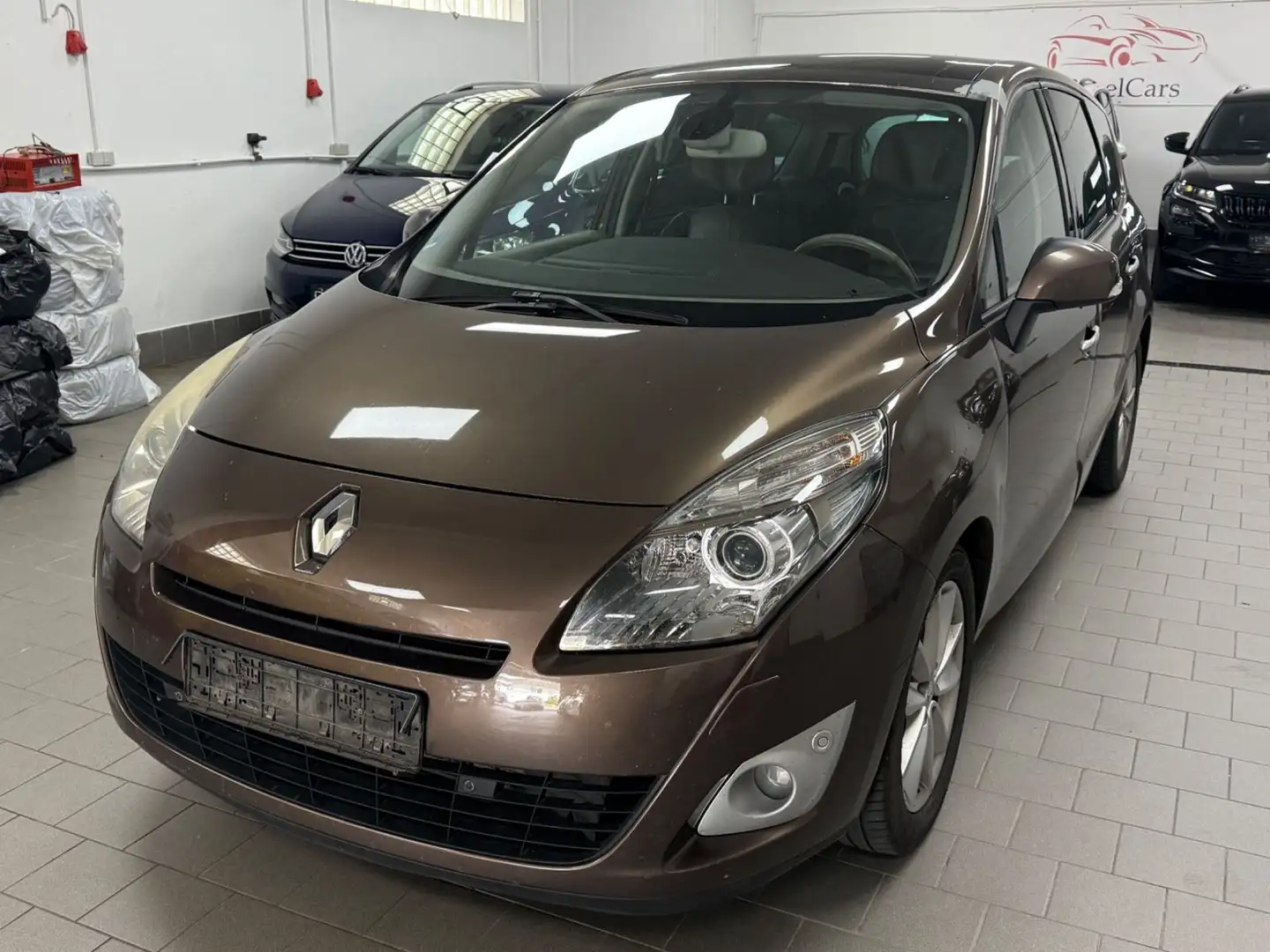 Renault Scenic III Grand Luxe 2.0 dci*Leder*Pano*7-Sitze Braun - 1