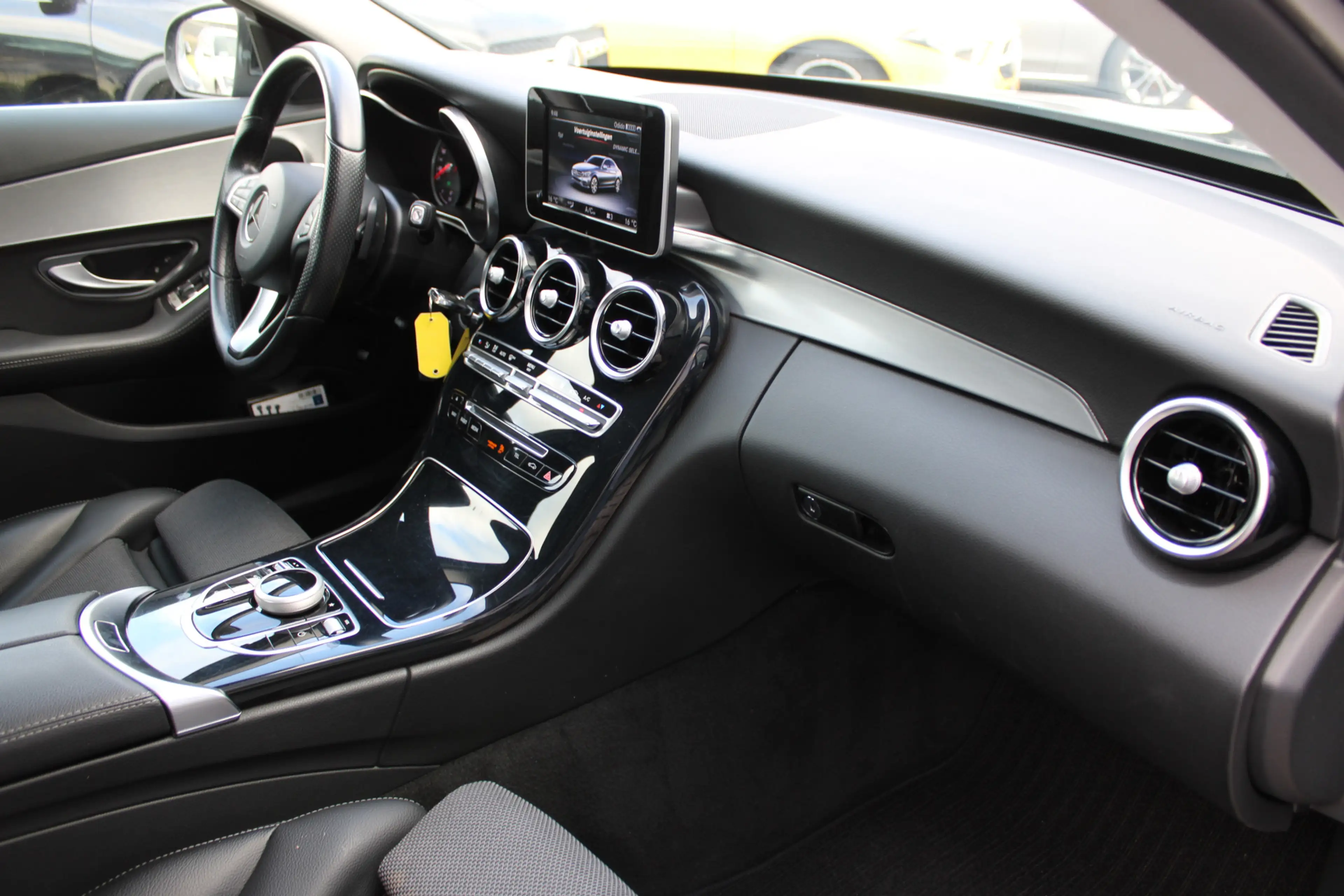 Mercedes-Benz C 350 350e Avantgarde NAVI TREKHAAK CAMERA LUCHTVERING 1 — photo 14