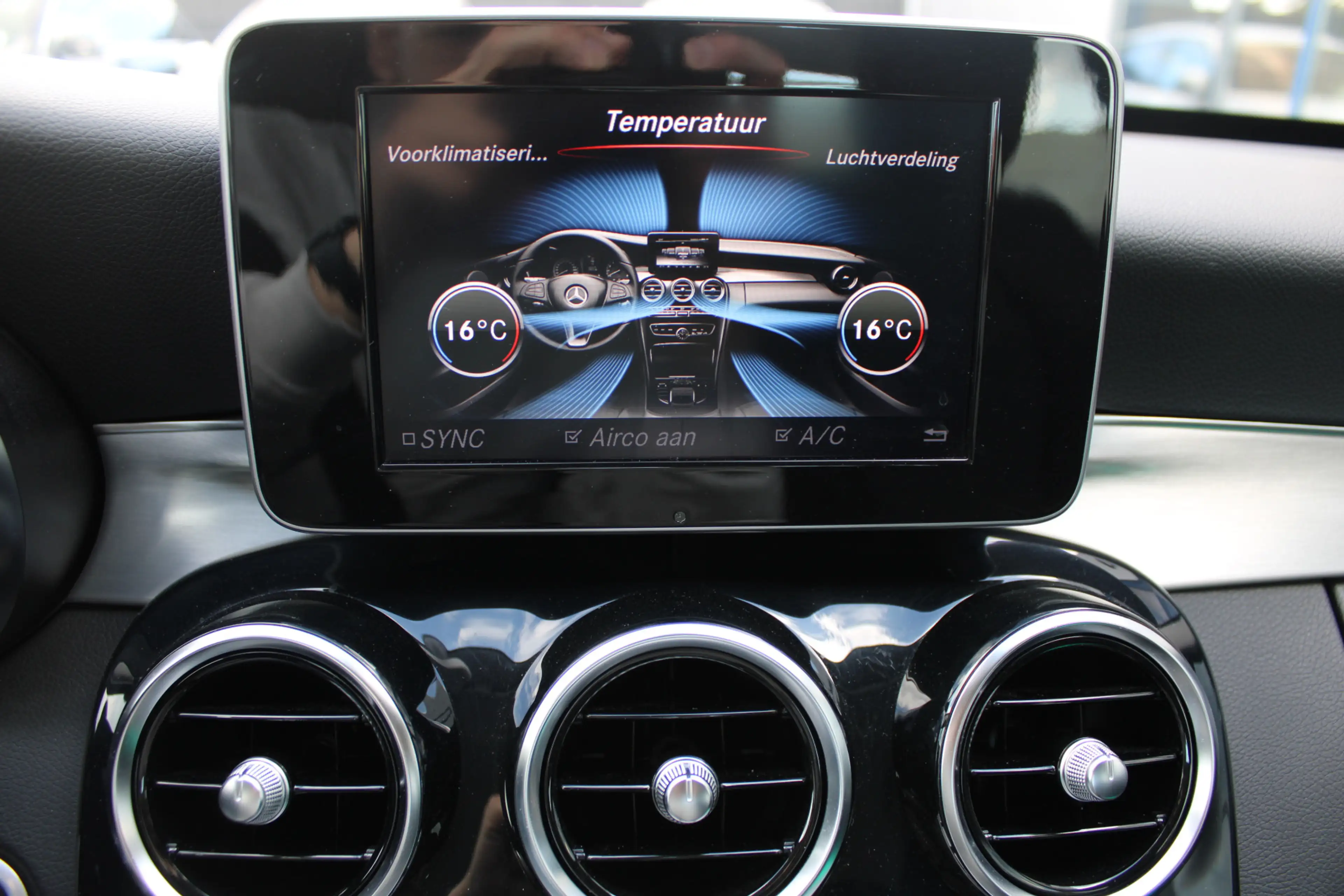 Mercedes-Benz C 350 350e Avantgarde NAVI TREKHAAK CAMERA LUCHTVERING 1 — photo 18