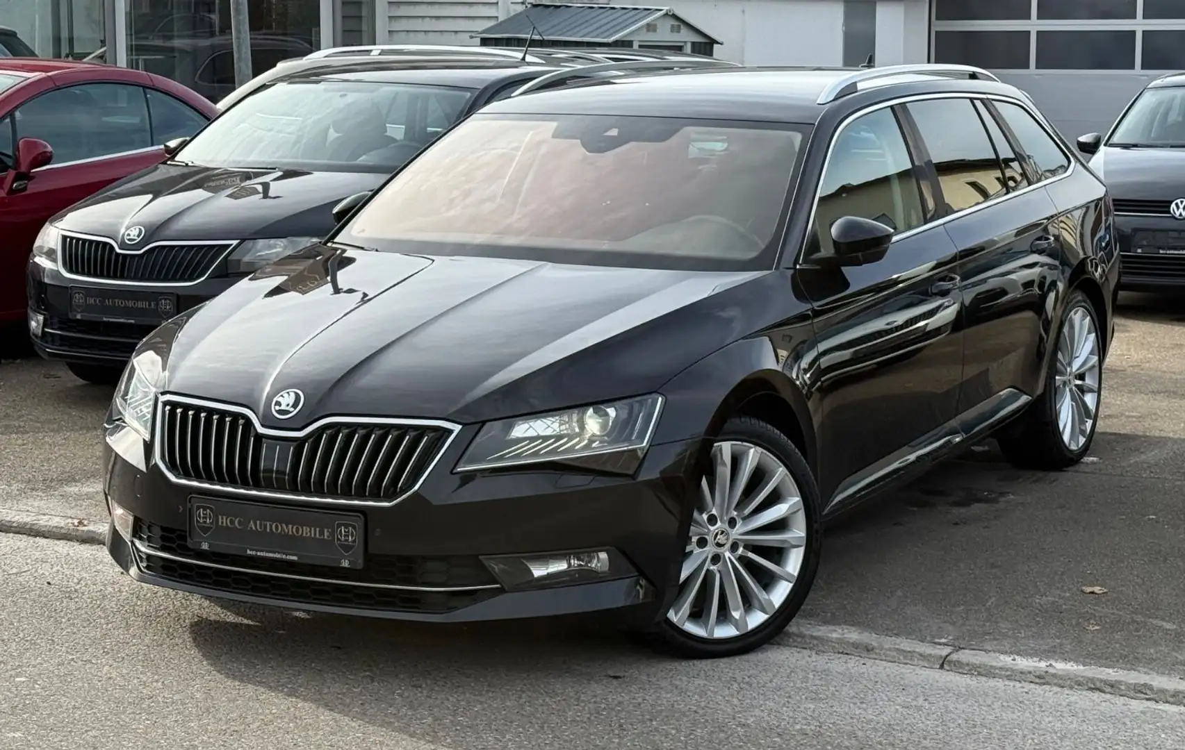 Skoda Superb Combi Style-ACC-DSG-SHZ-KAMERA Schwarz - 2