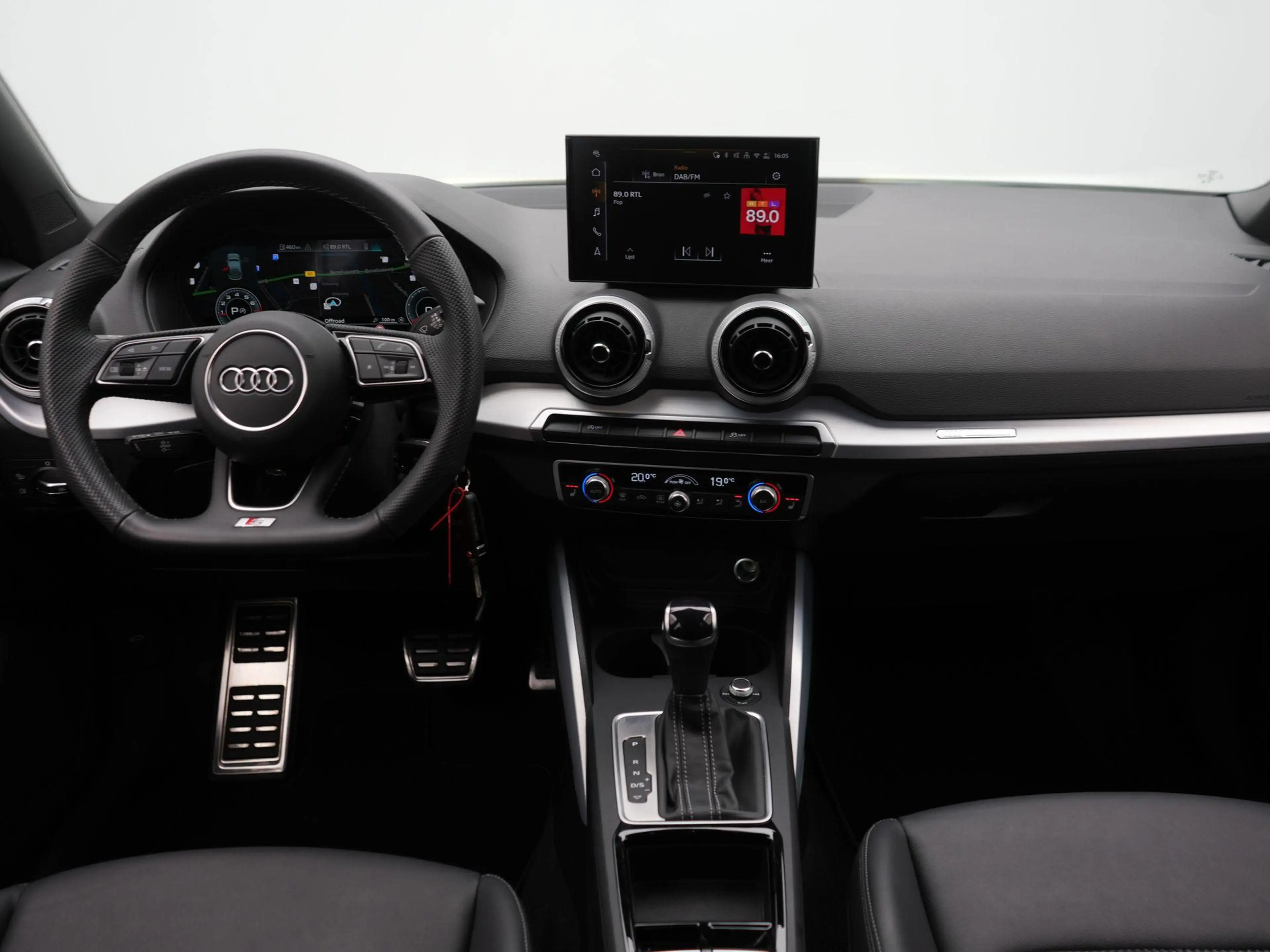 Audi Q2 35 TFSI S Edition S-Line | Zwart optiek | Virtual — photo 9
